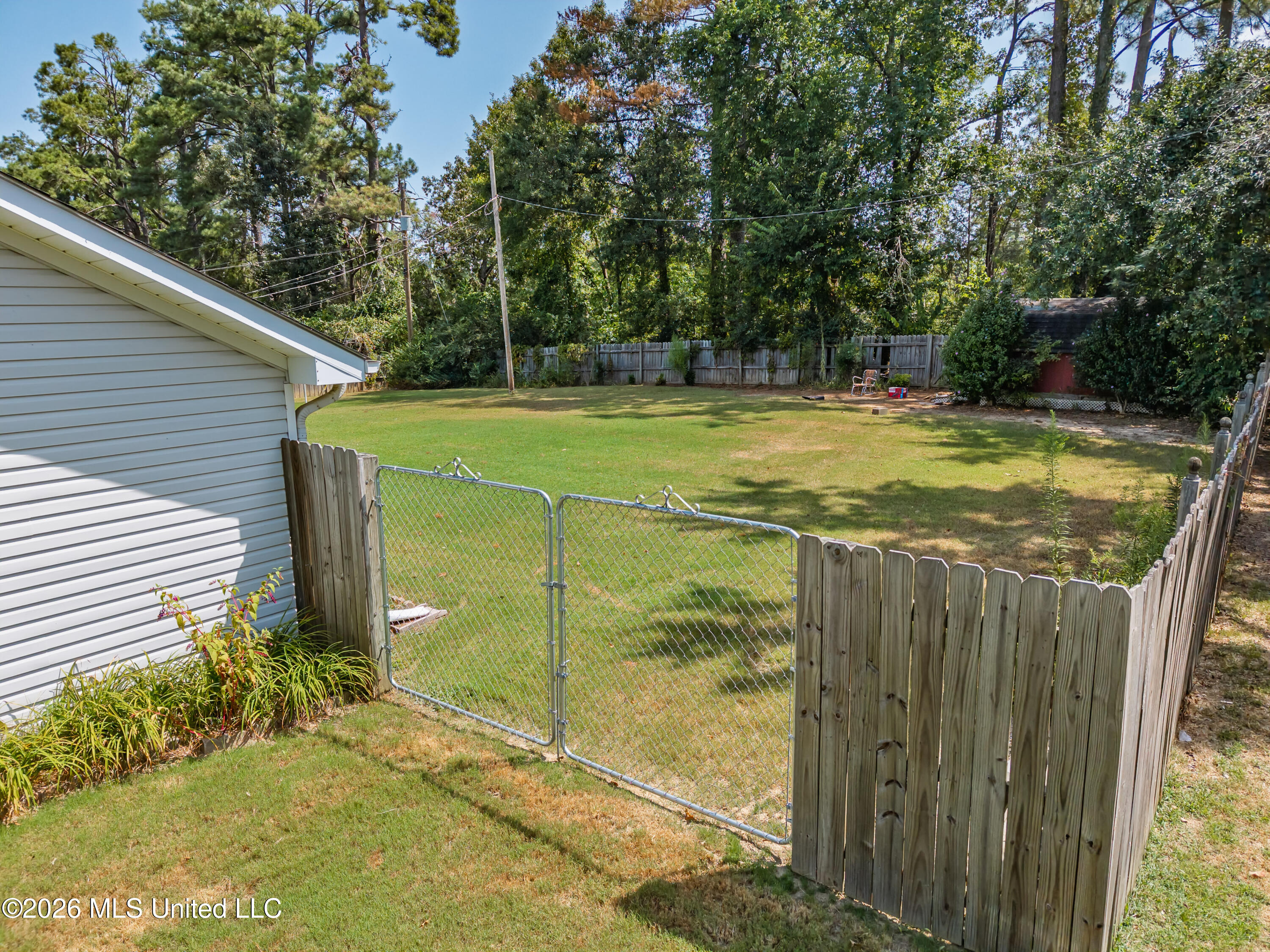147 Hemlock Road Property Photo 10