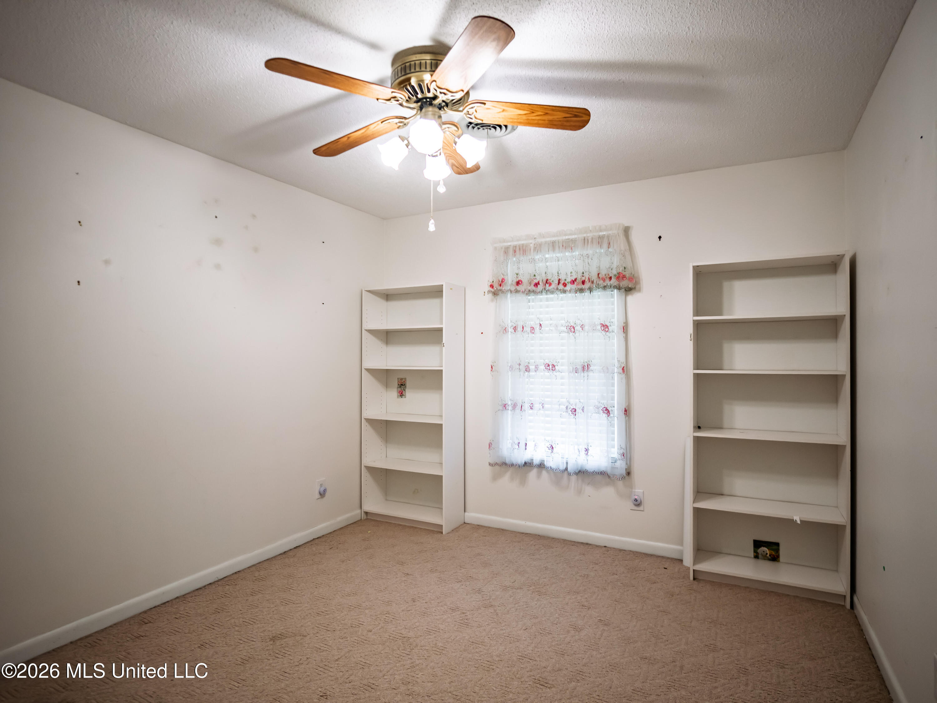 147 Hemlock Road Property Photo 32
