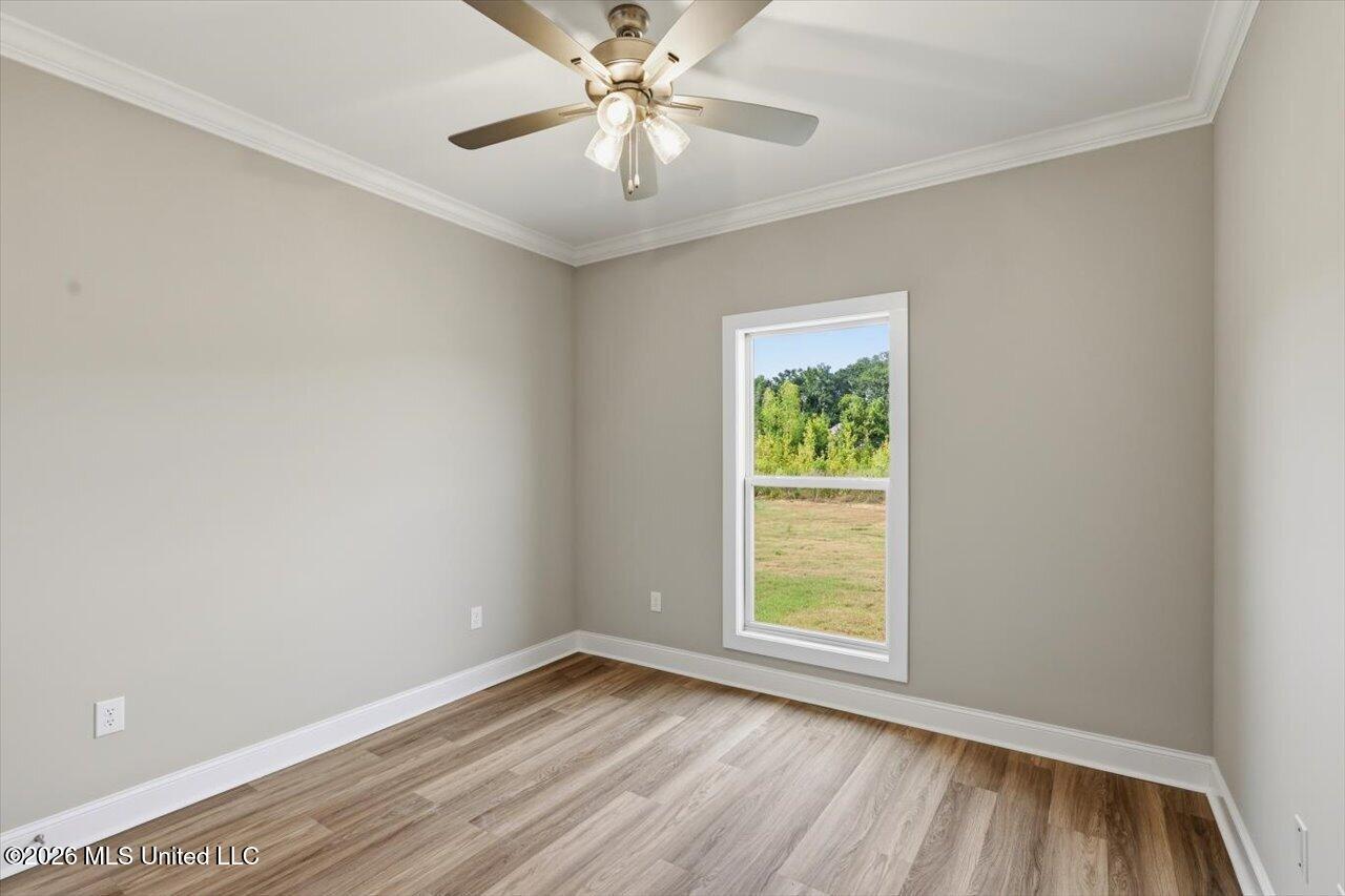 116 Newport Drive Property Photo 32