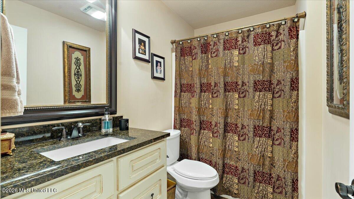 1907 Robinson Road Property Photo 14