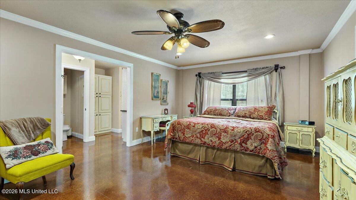 1907 Robinson Road Property Photo 15