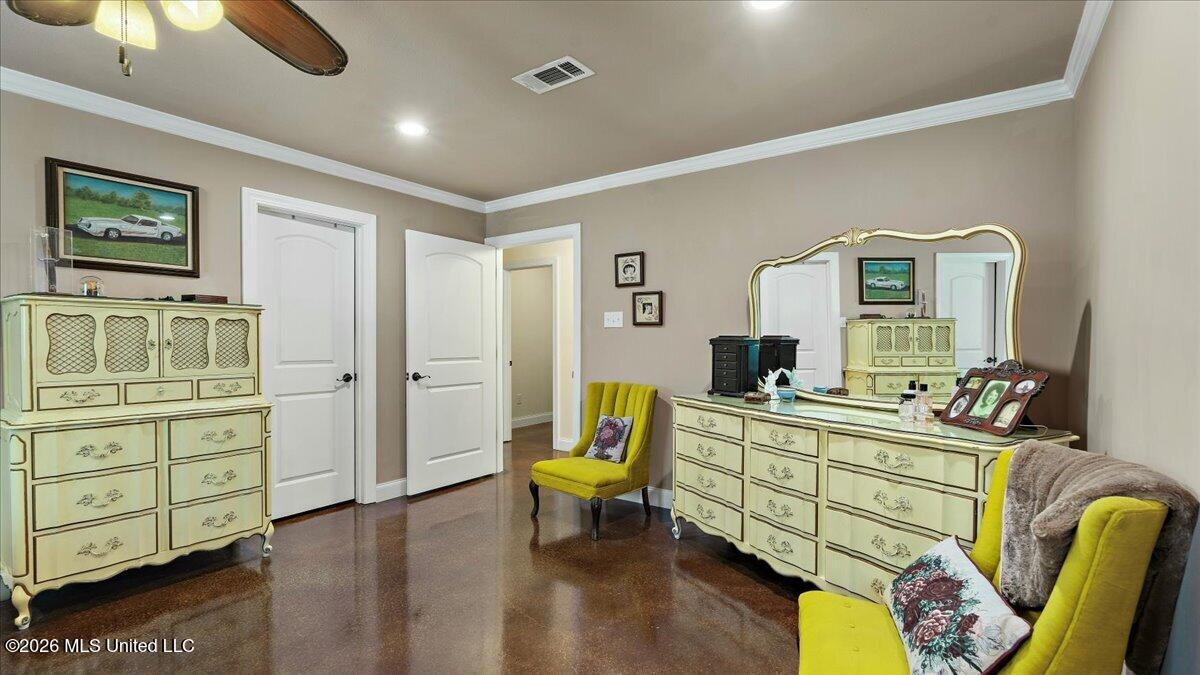 1907 Robinson Road Property Photo 17