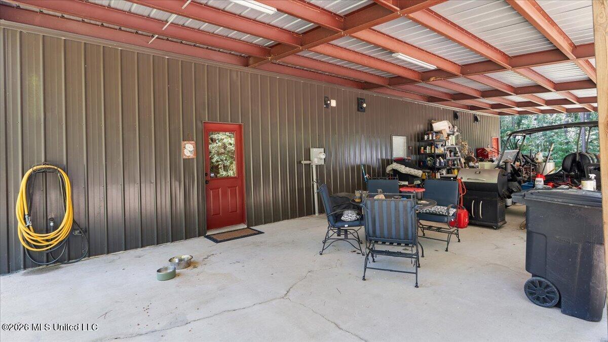 1907 Robinson Road Property Photo 23