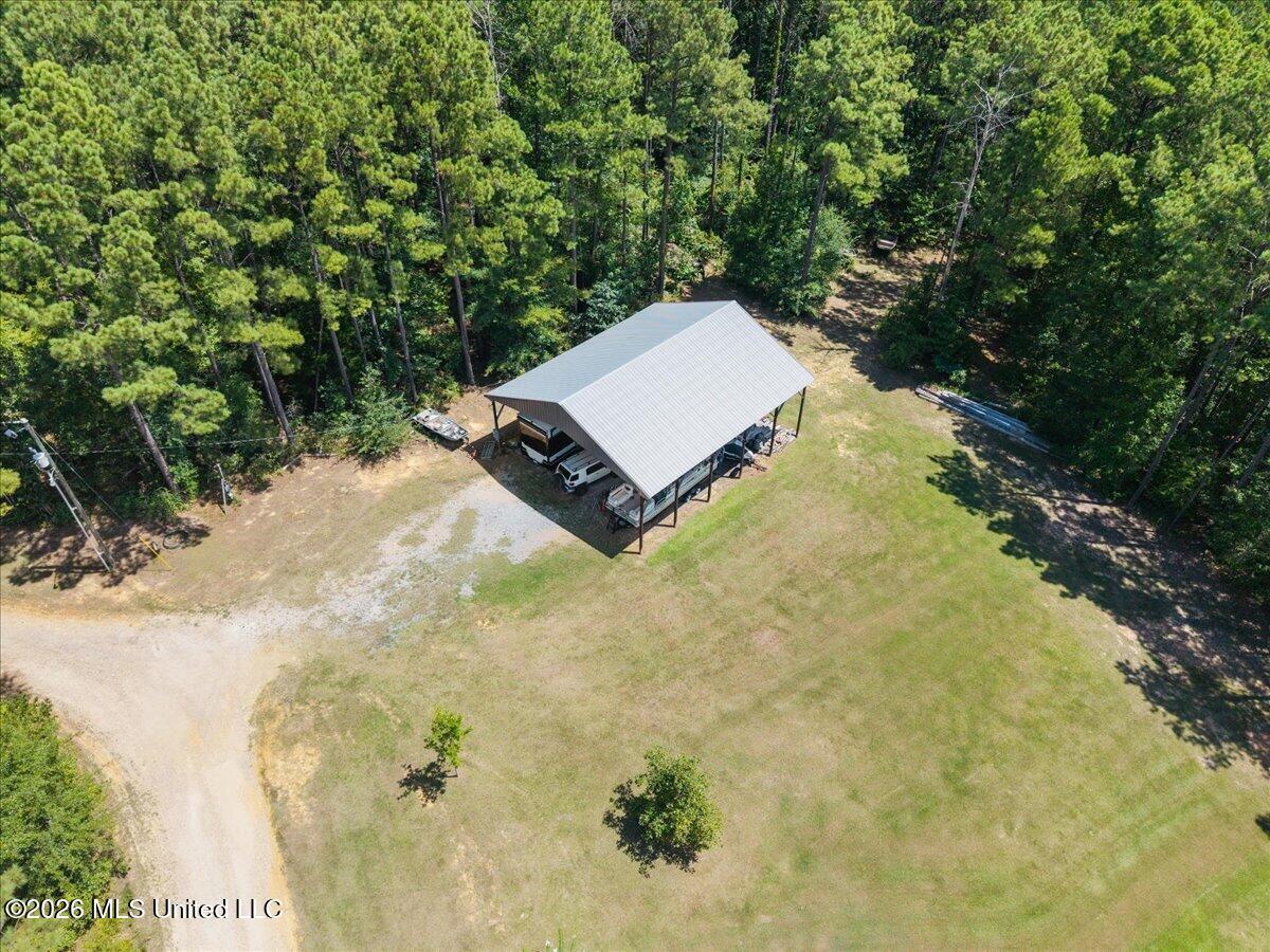 1907 Robinson Road Property Photo 35