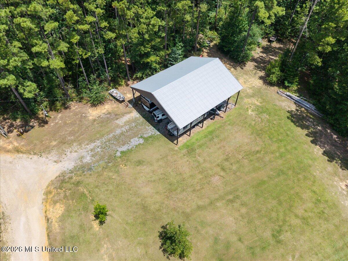 1907 Robinson Road Property Photo 37