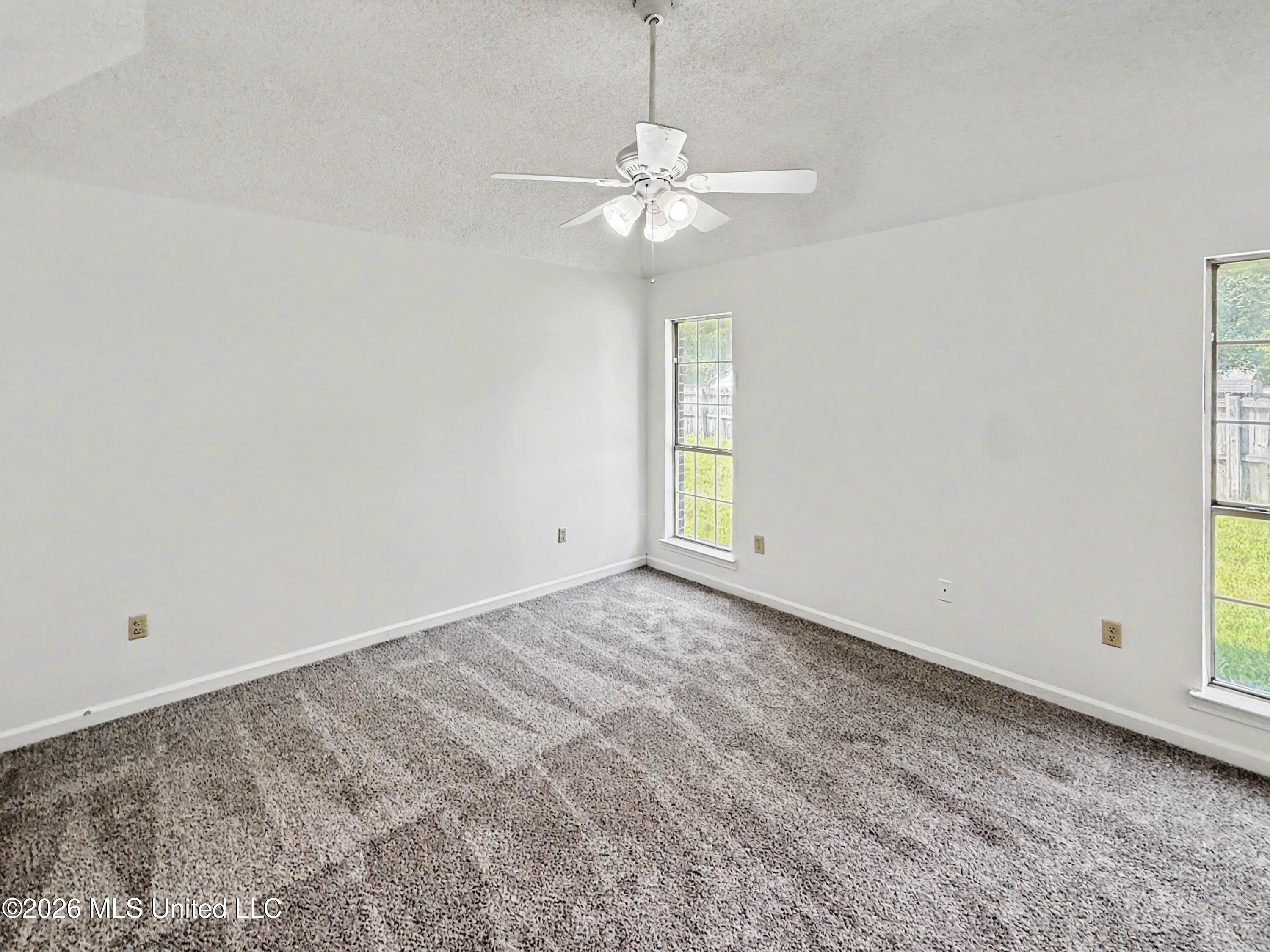 7163 Kimlee Cove Property Photo 6
