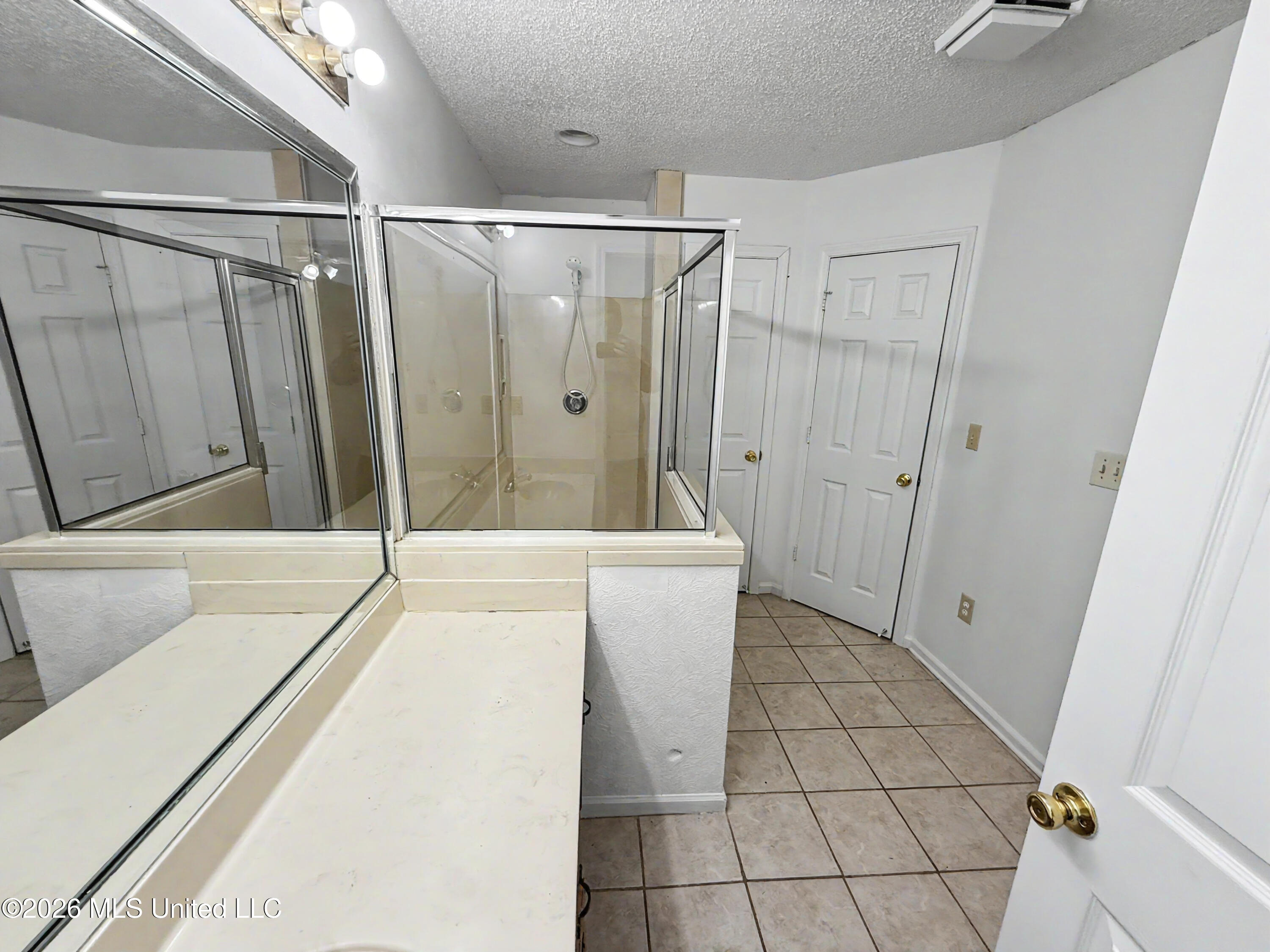7163 Kimlee Cove Property Photo 7