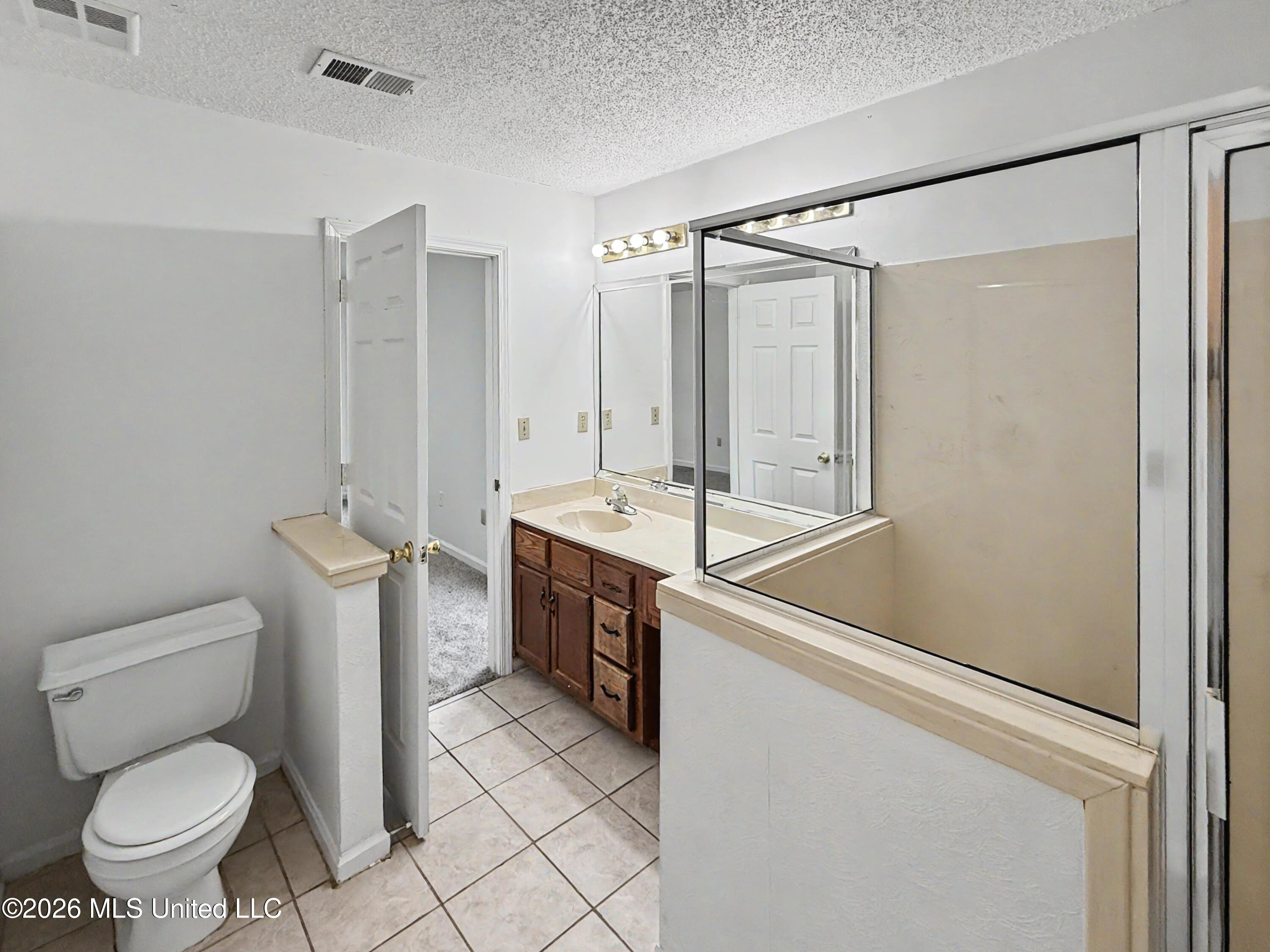 7163 Kimlee Cove Property Photo 8