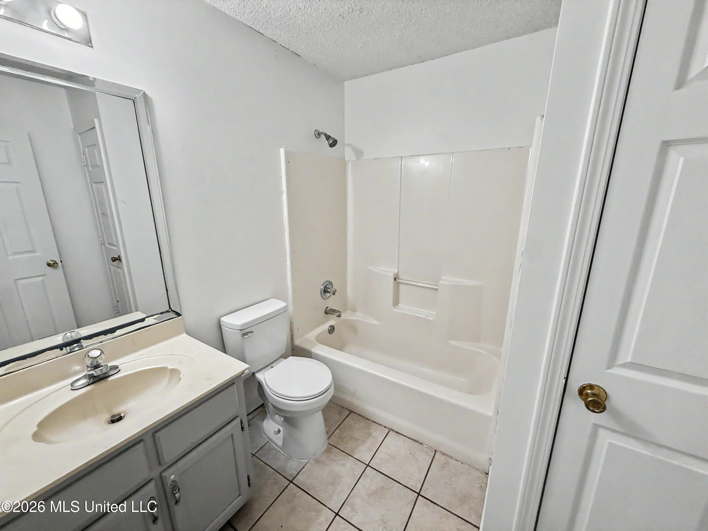 7163 Kimlee Cove Property Photo 12