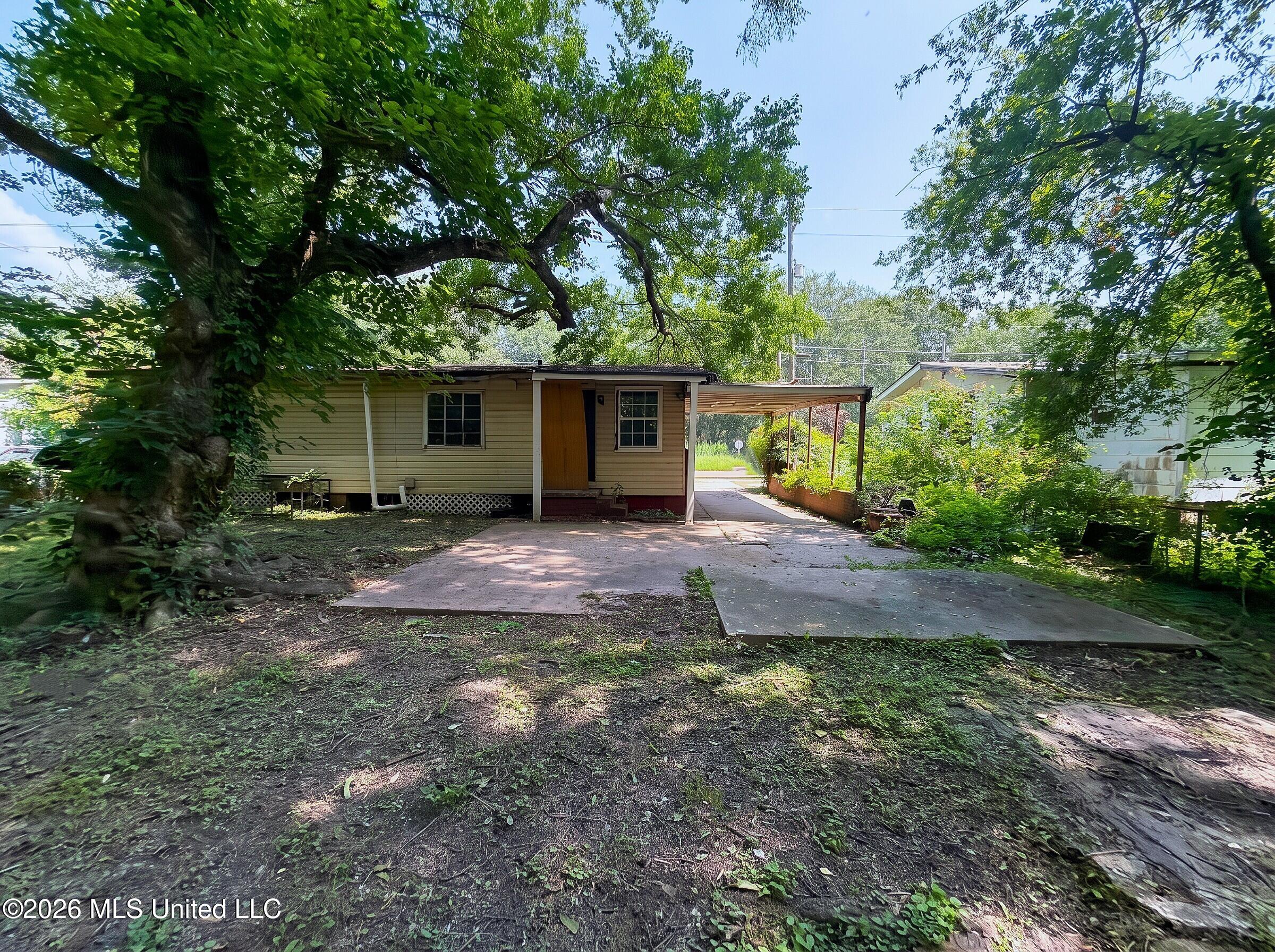 1159 W Mcdowell Road Property Photo 9
