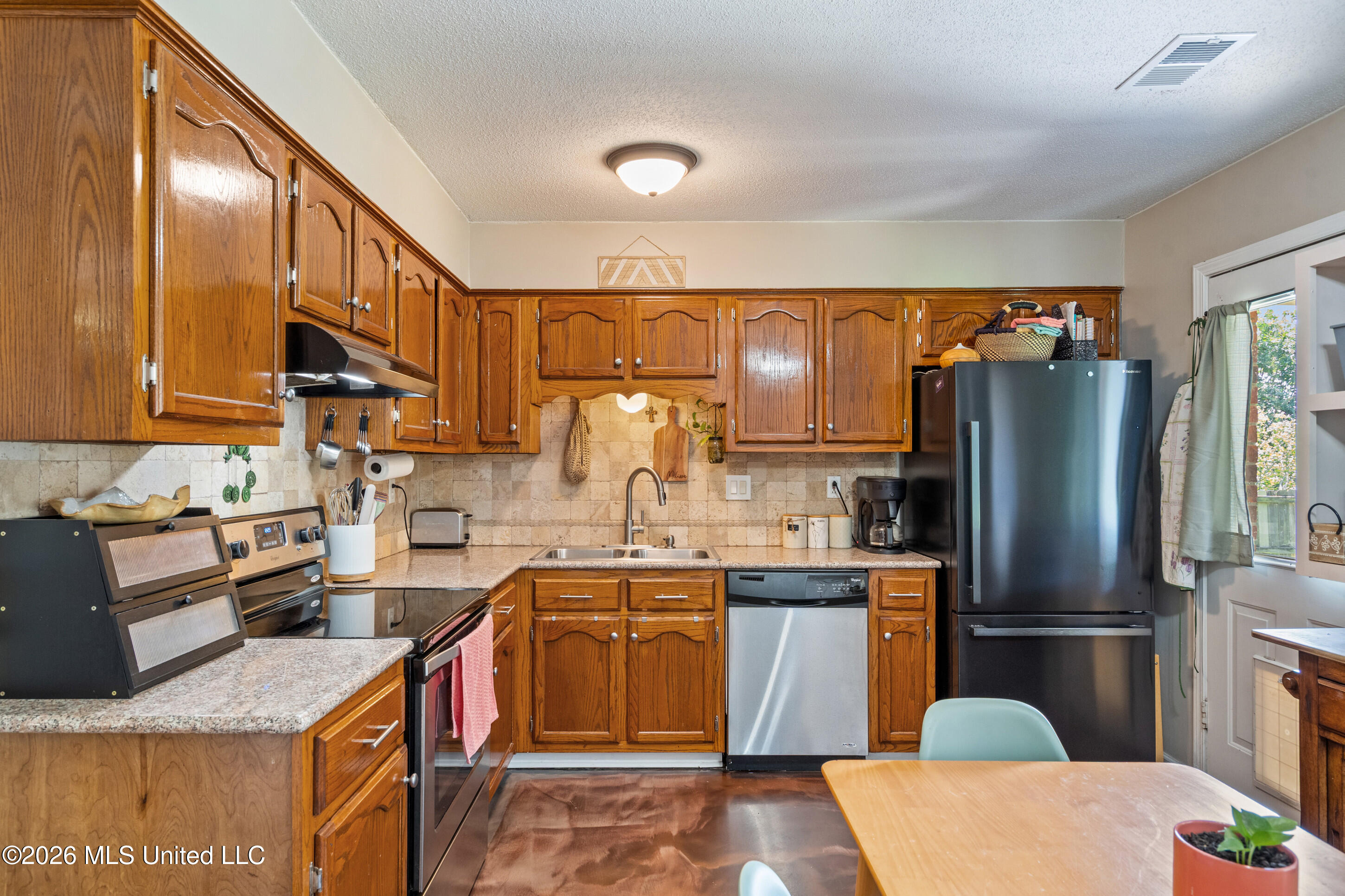 10151 Riggan Drive Property Photo 9