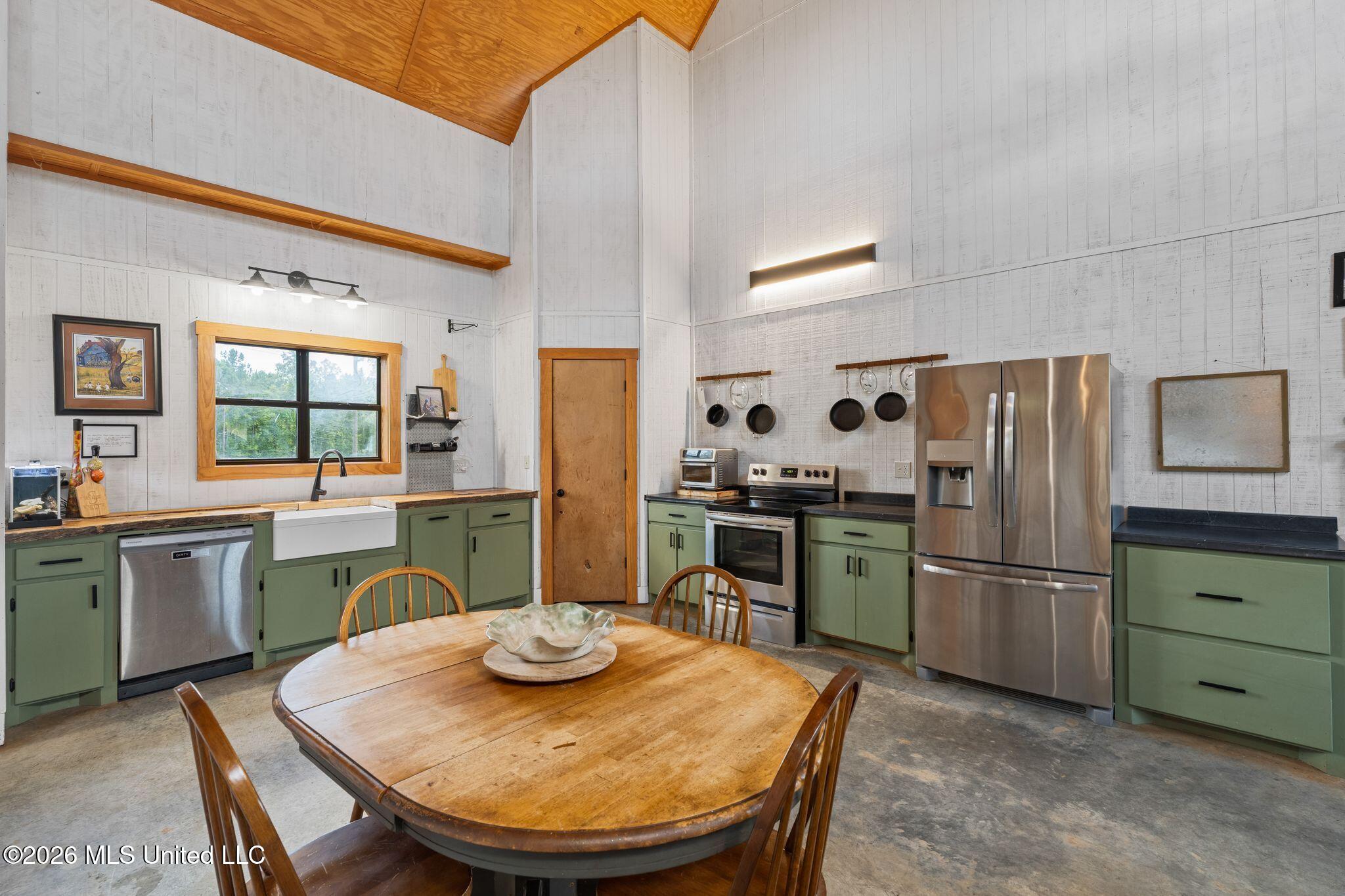 59 Clear Pines Drive Property Photo 9