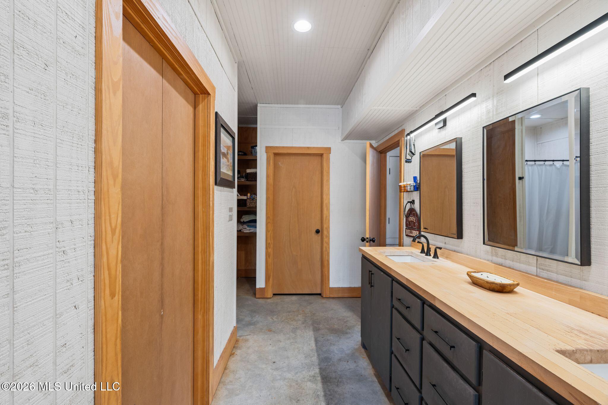 59 Clear Pines Drive Property Photo 16