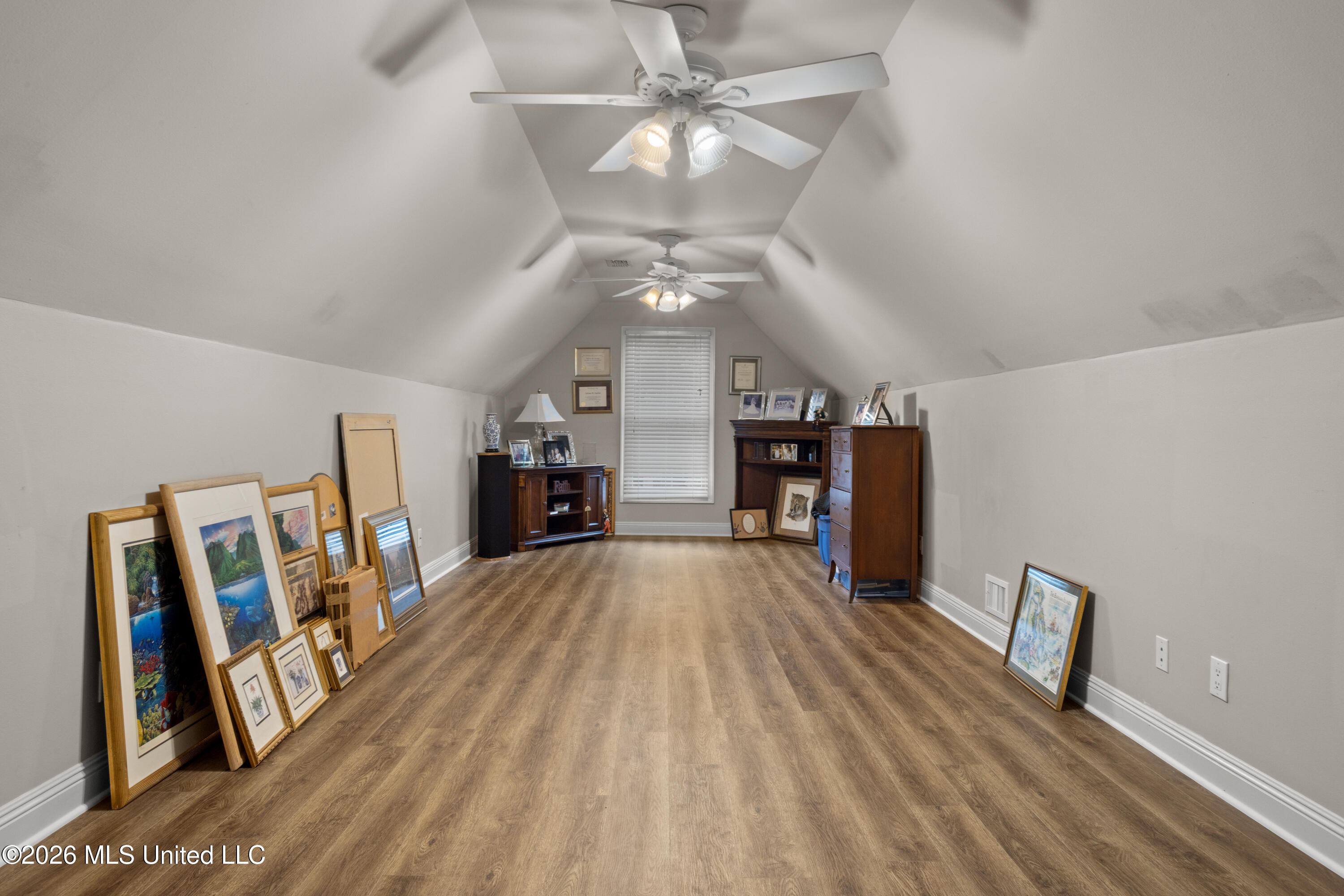 7820 Rushing Oaks Drive Property Photo 39