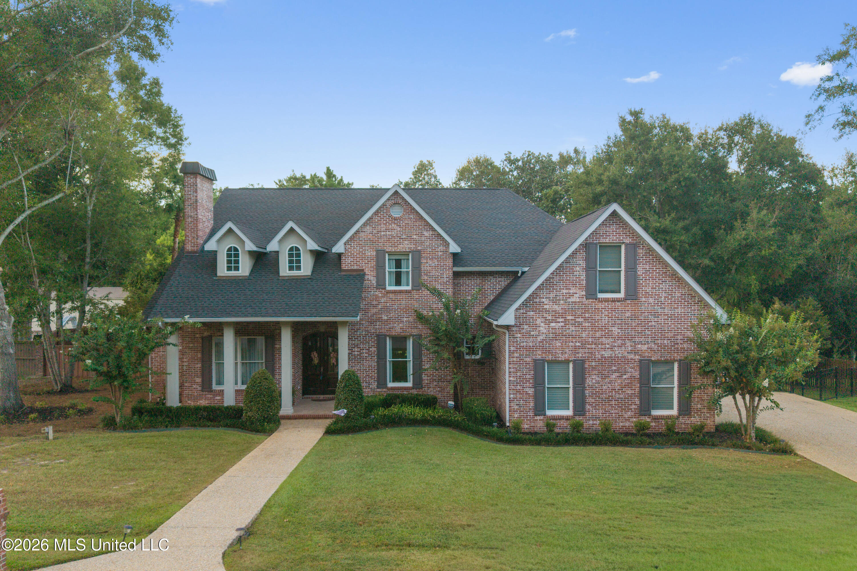 7820 Rushing Oaks Drive Property Photo 45