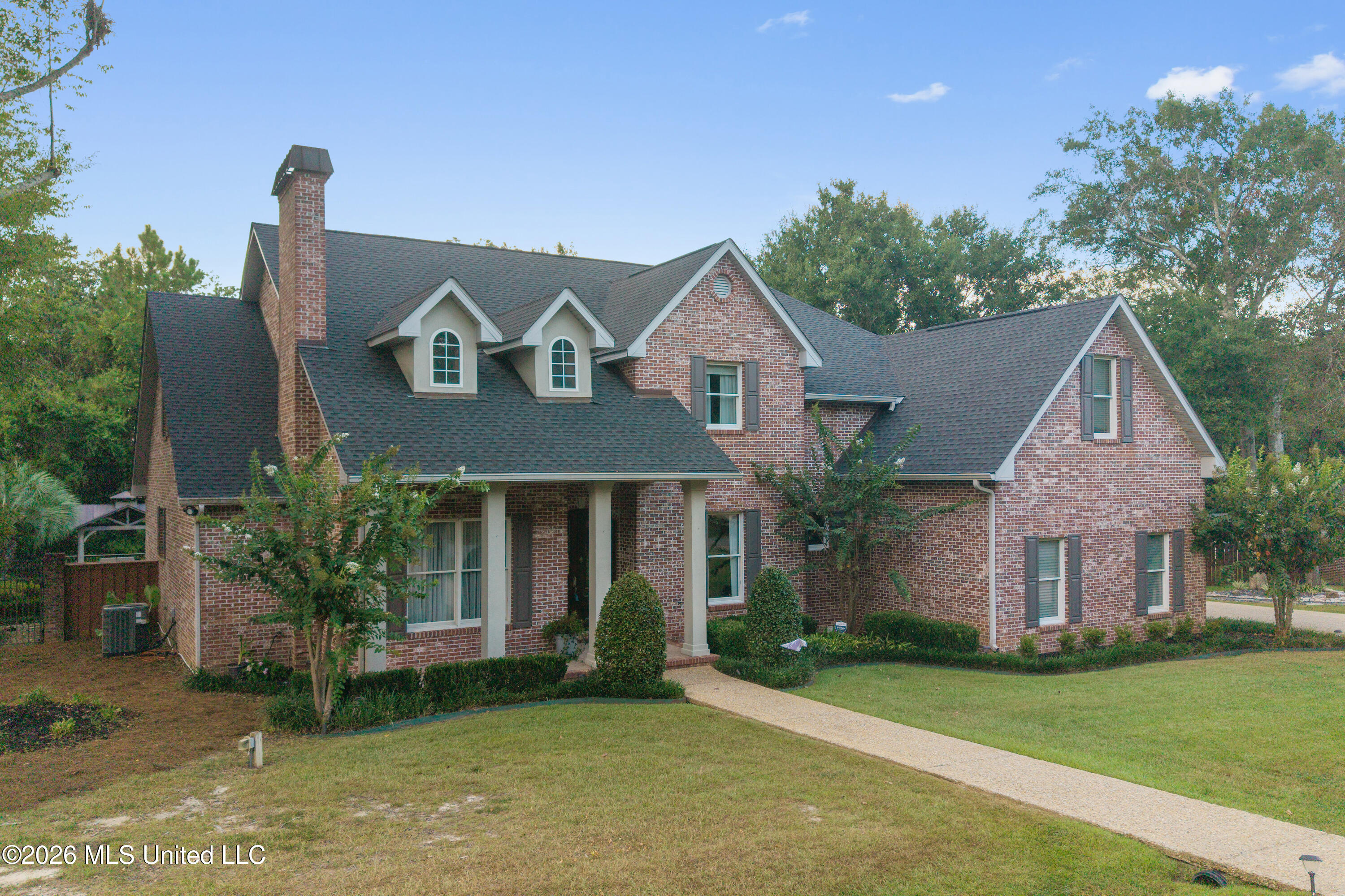 7820 Rushing Oaks Drive Property Photo 47