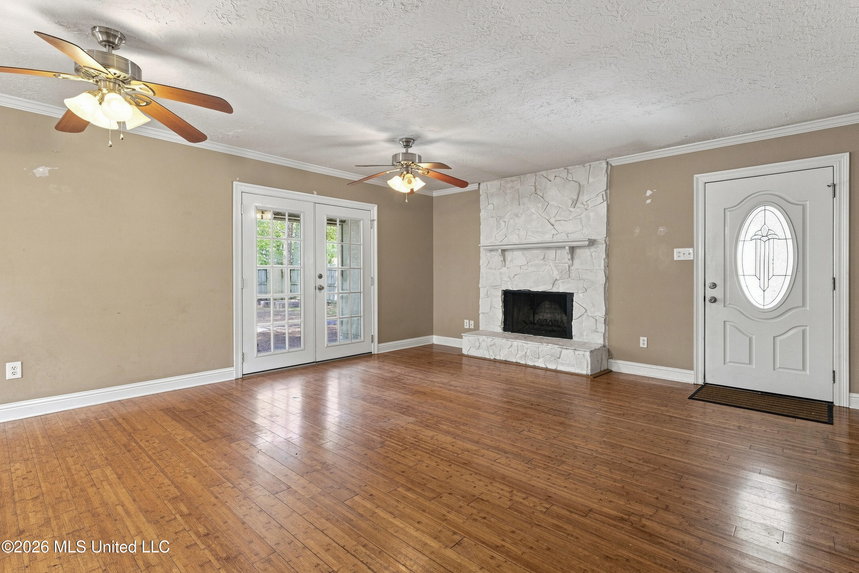 1 Fox Trot Property Photo 4