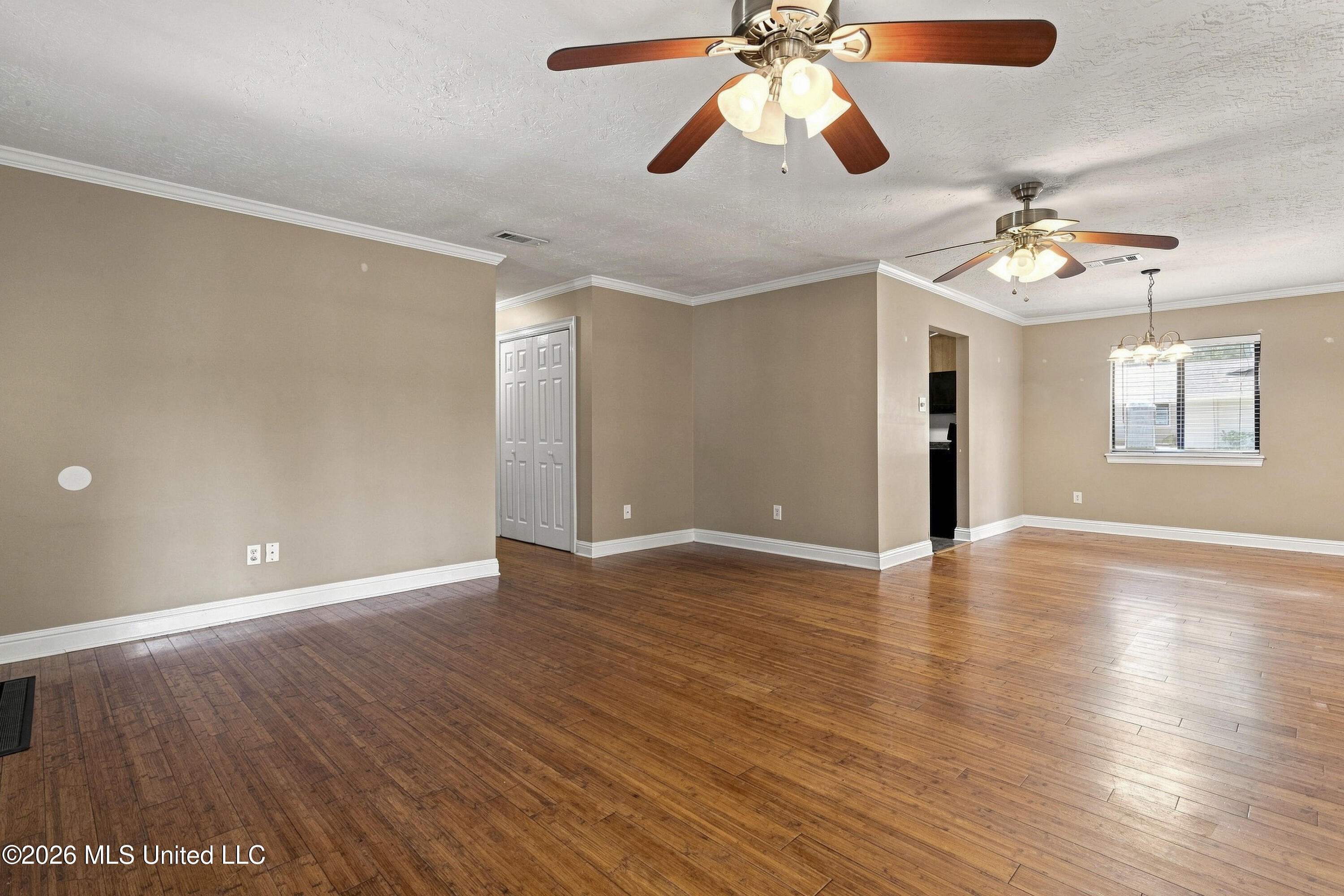1 Fox Trot Property Photo 7