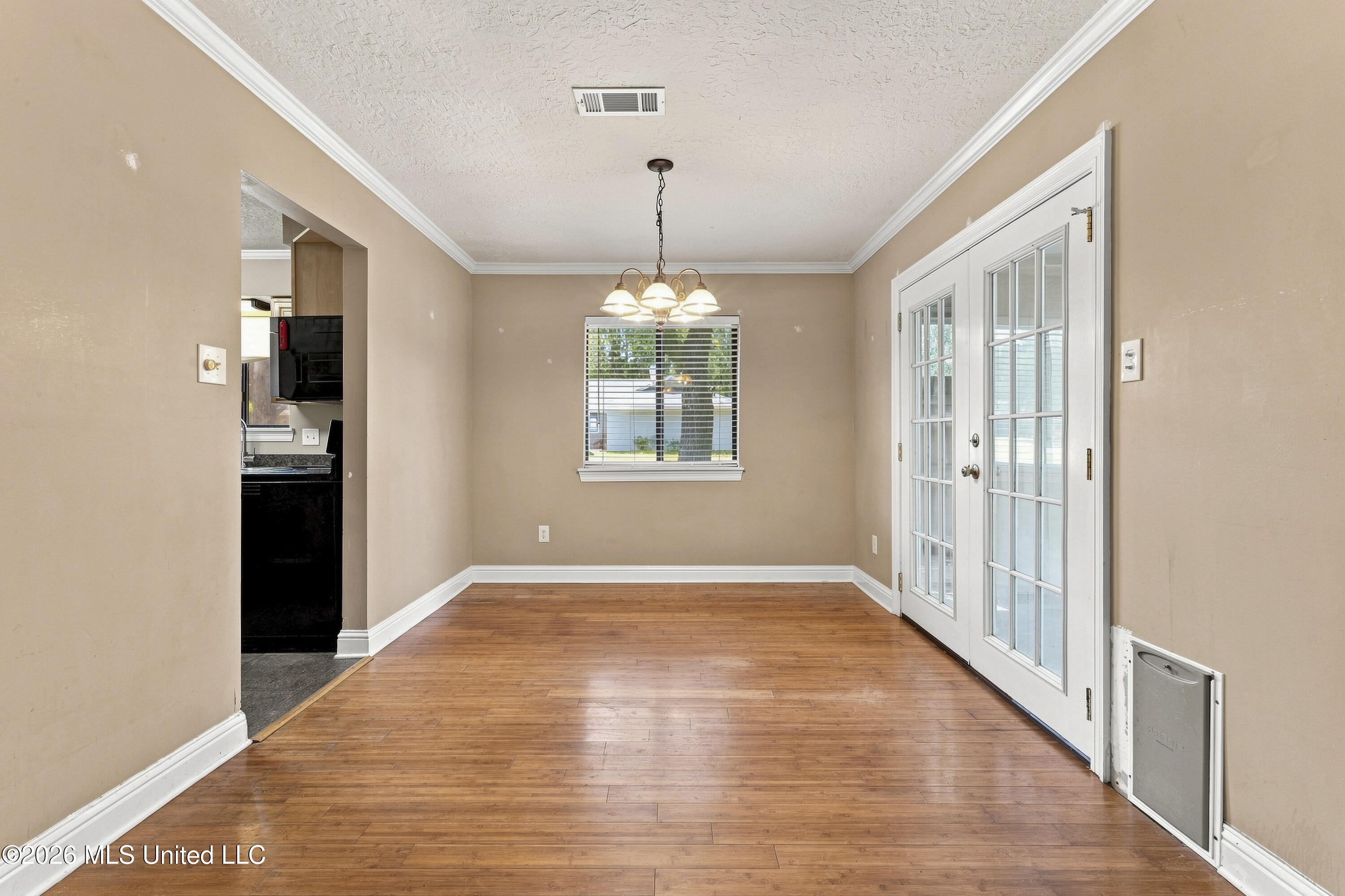 1 Fox Trot Property Photo 8