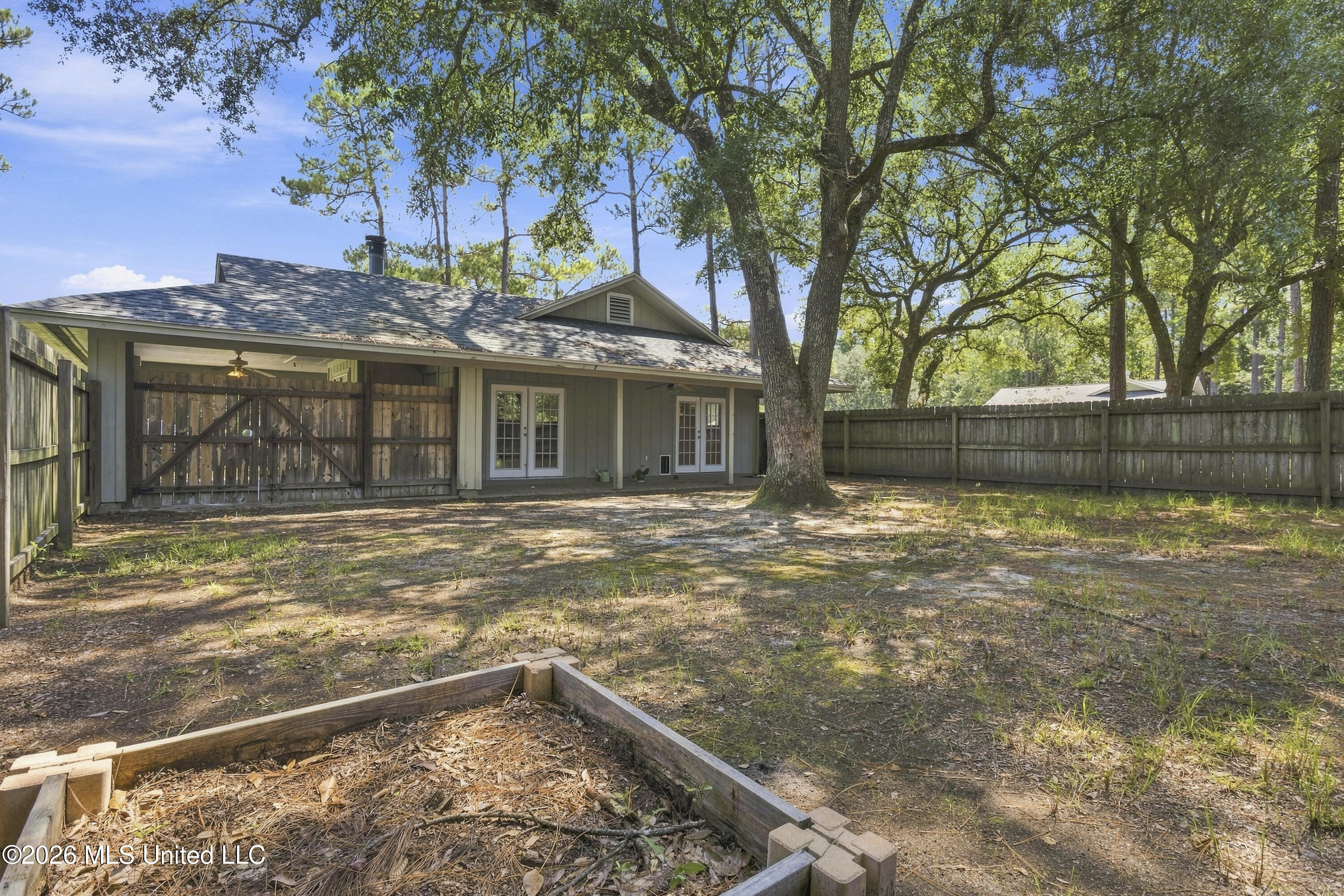 1 Fox Trot Property Photo 25