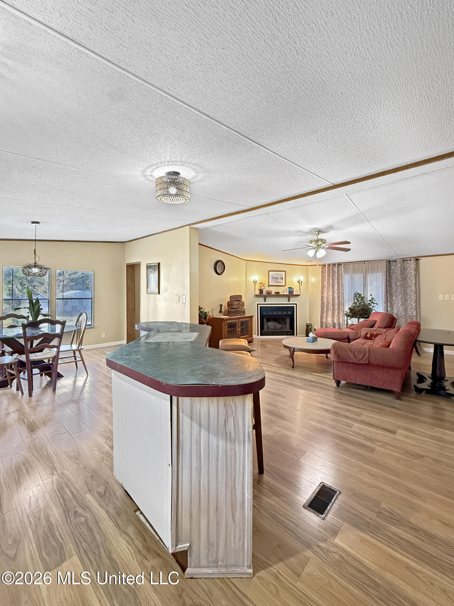 10750 Linohau Way Property Photo 3