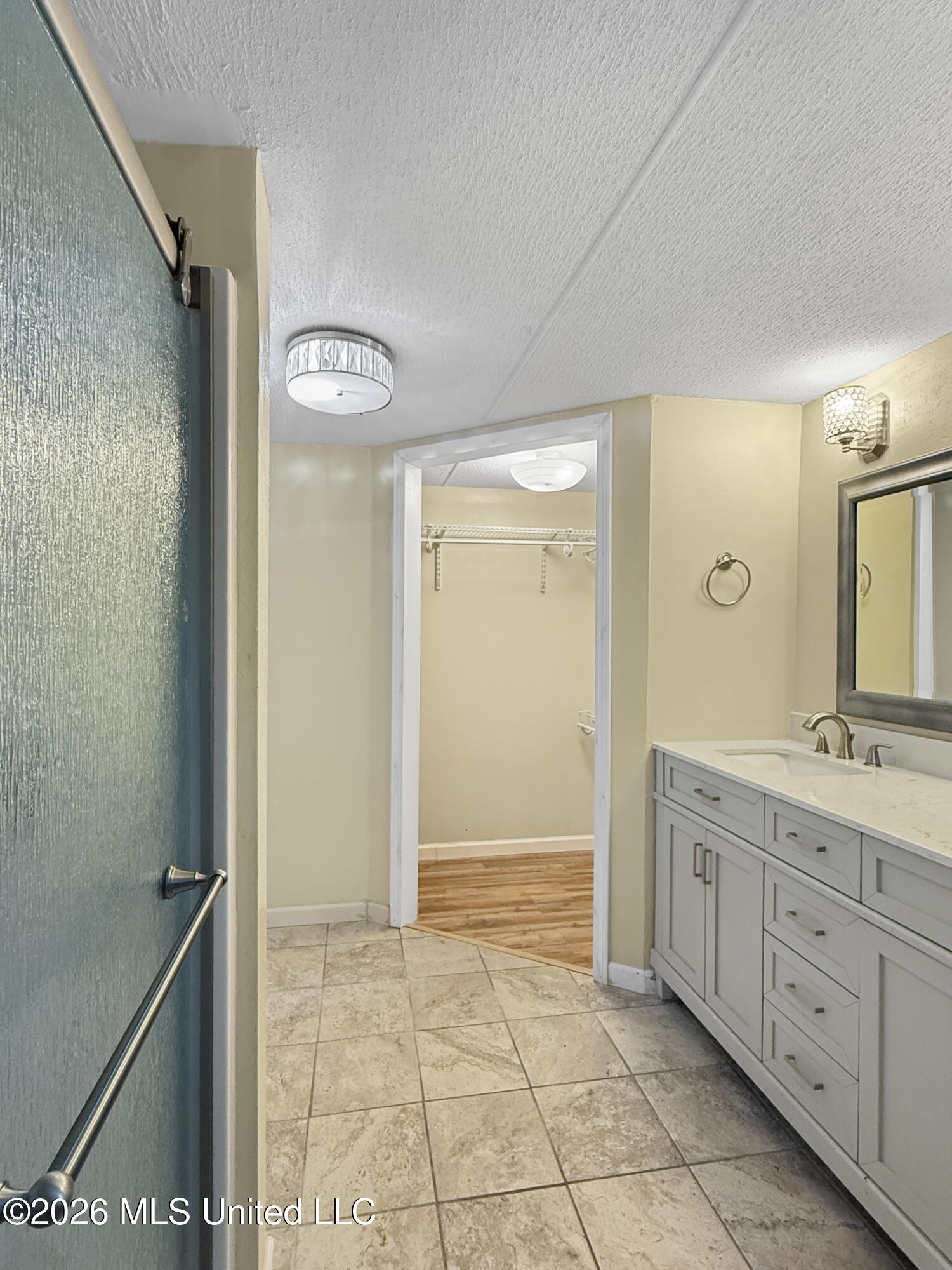 10750 Linohau Way Property Photo 8