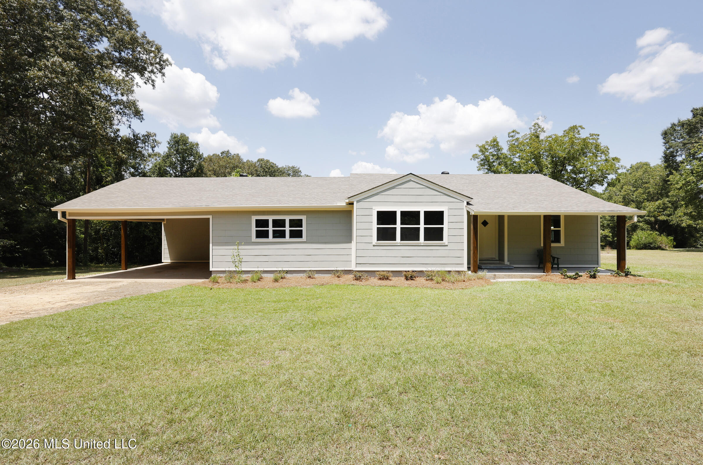 6121 Gibson Road Property Photo 1
