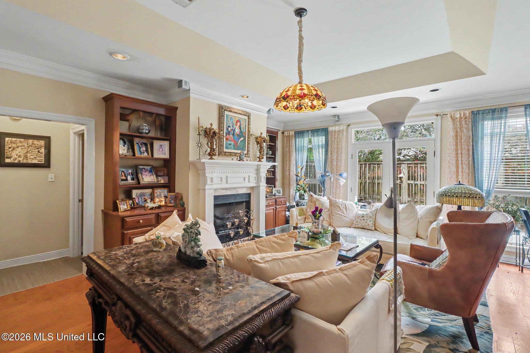 2582 Hampton Lane Property Photo 5