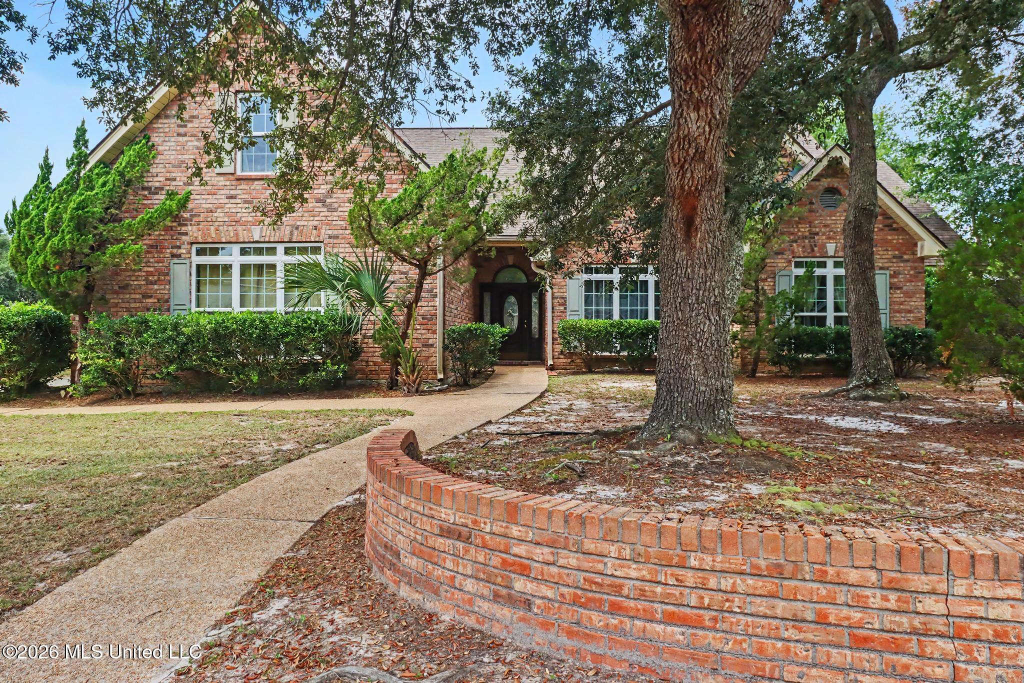 2582 Hampton Lane Property Photo 14
