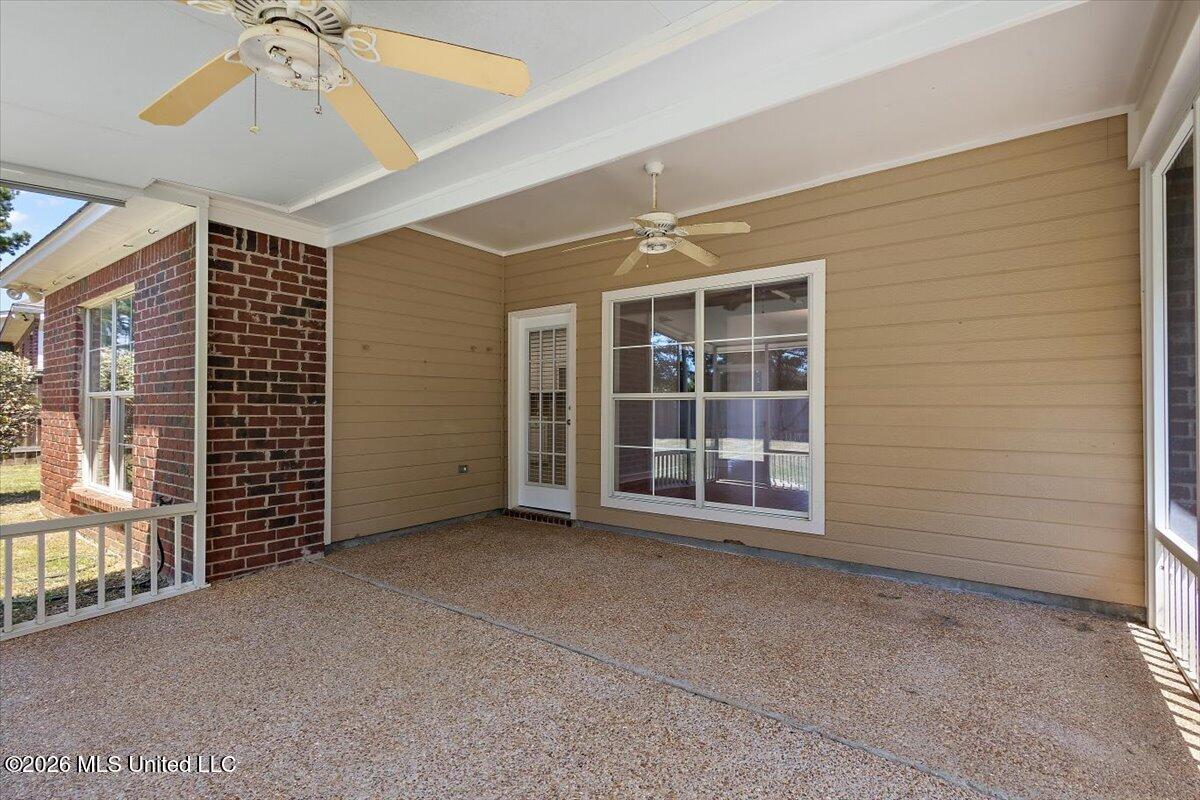217 Calhoun Drive Property Photo 25