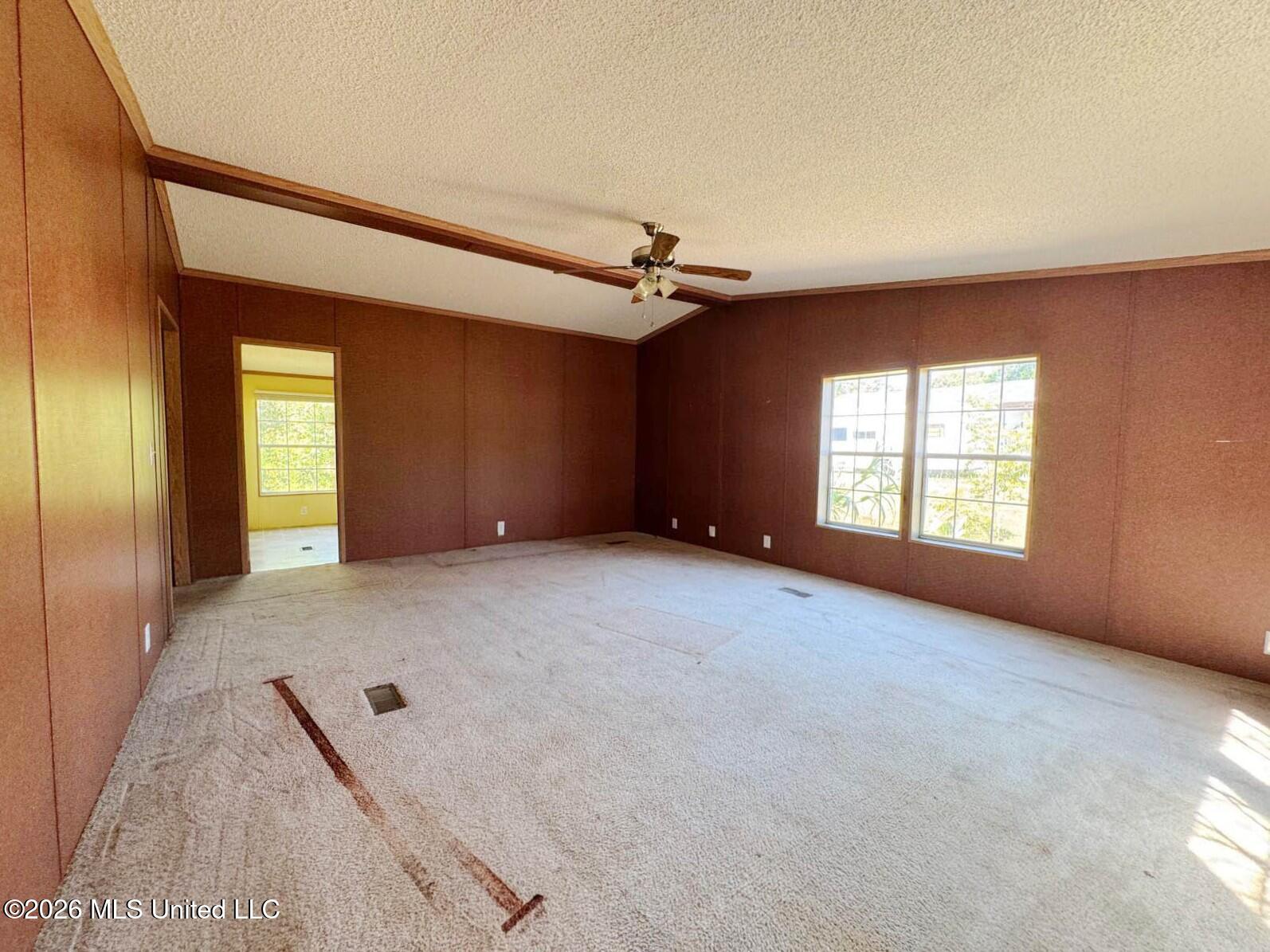 18145 Robin Oaks Drive Property Photo 6