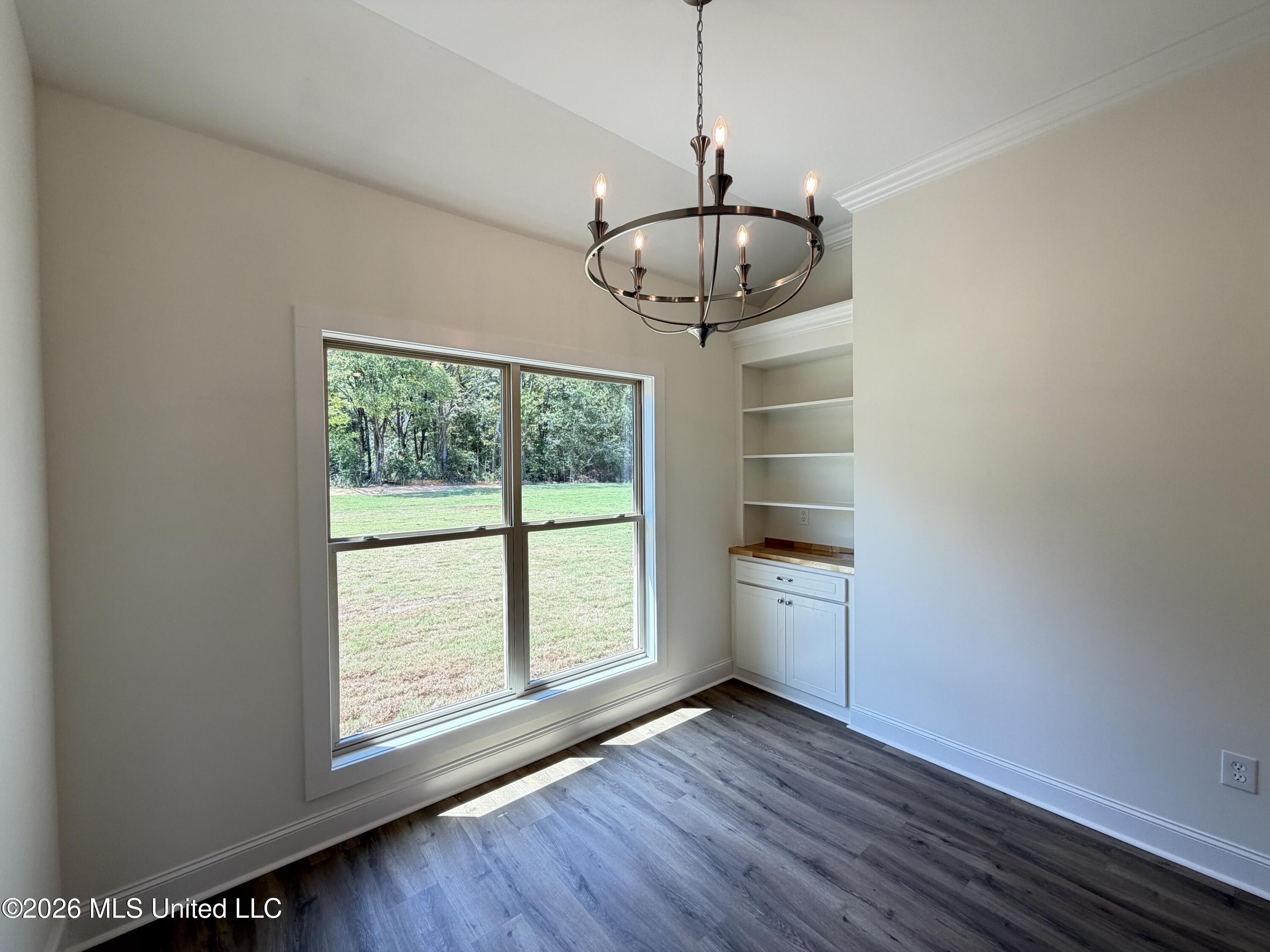 113 Newport Drive Property Photo 9