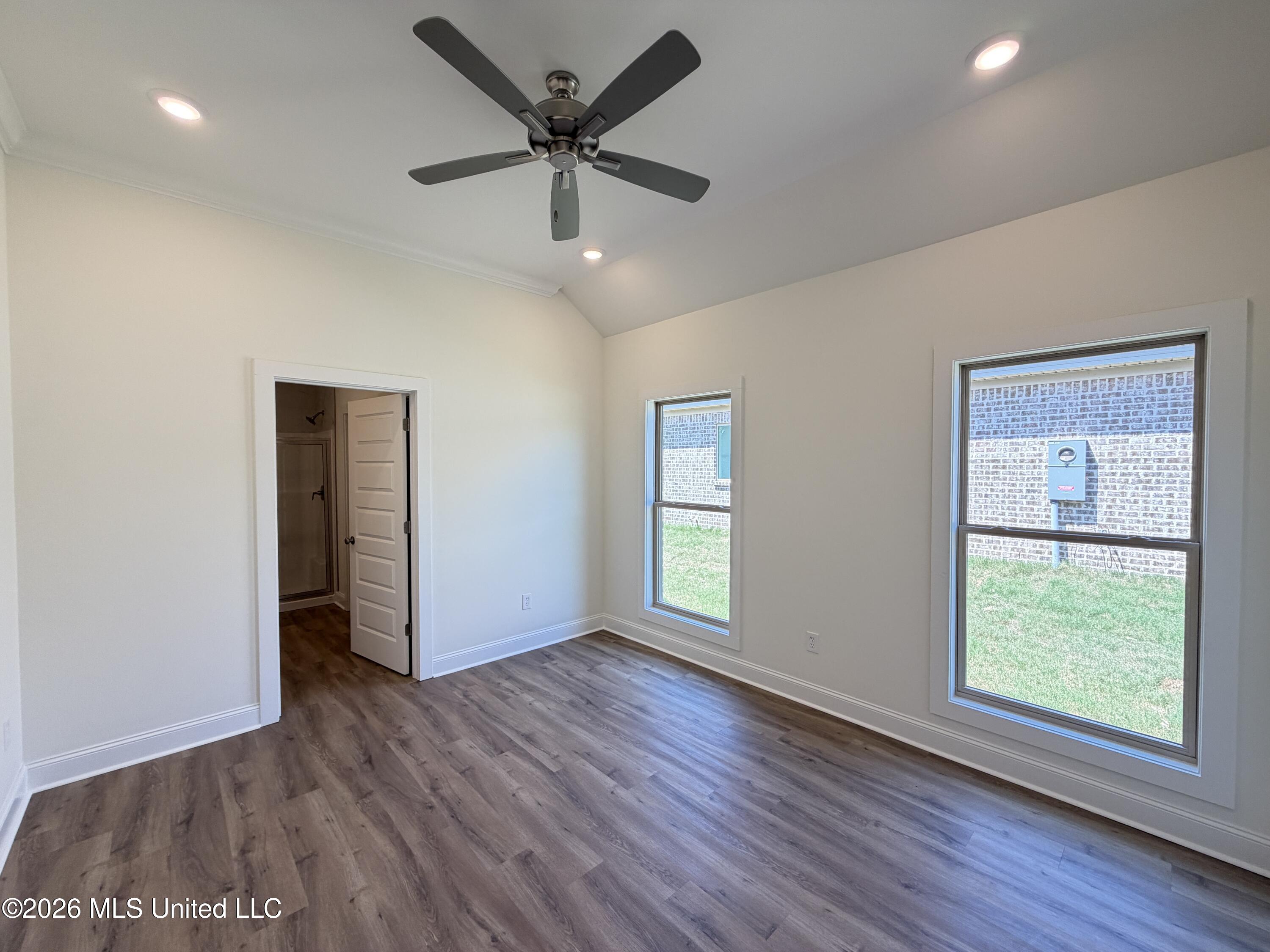 113 Newport Drive Property Photo 15