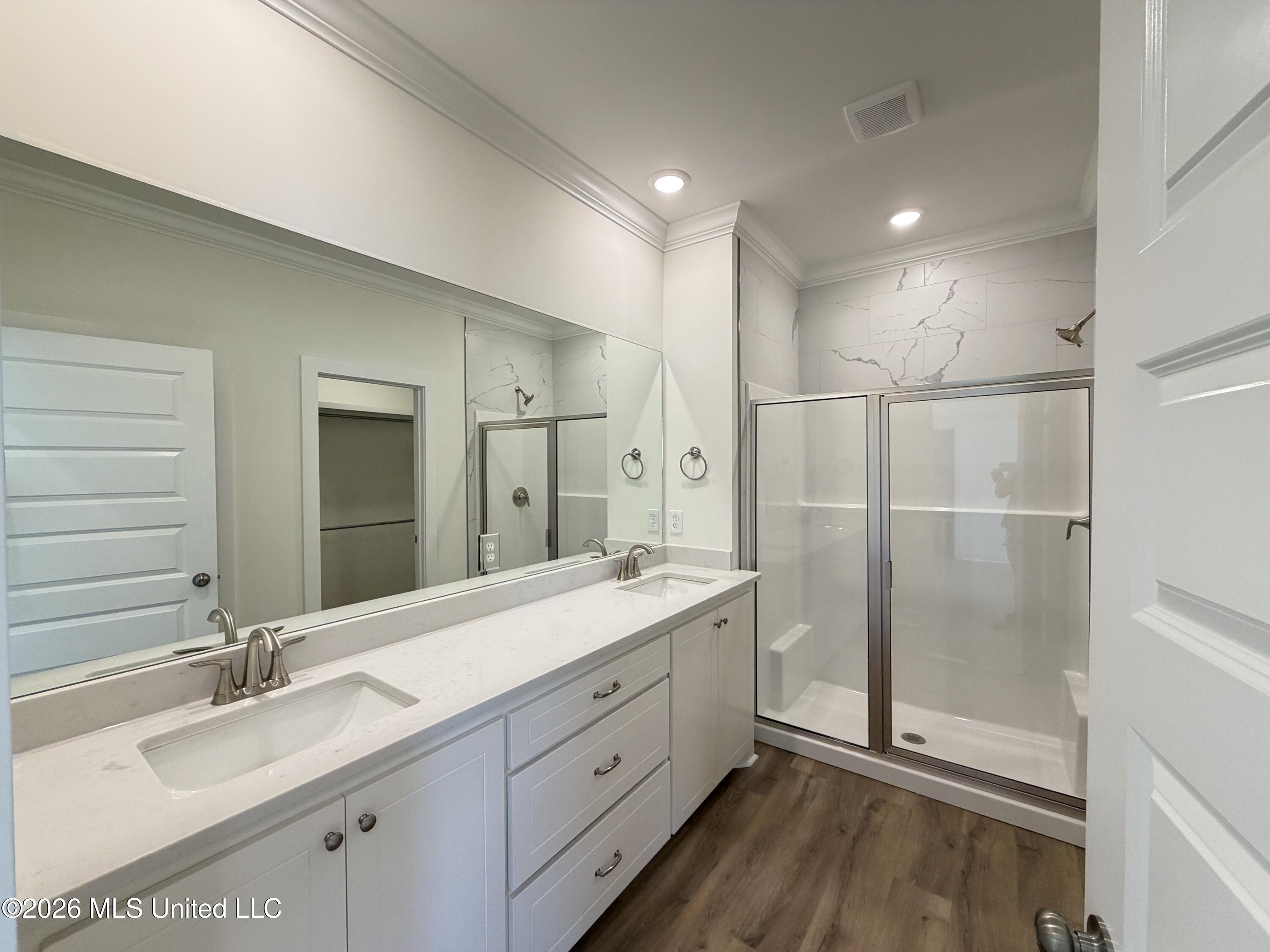 113 Newport Drive Property Photo 17