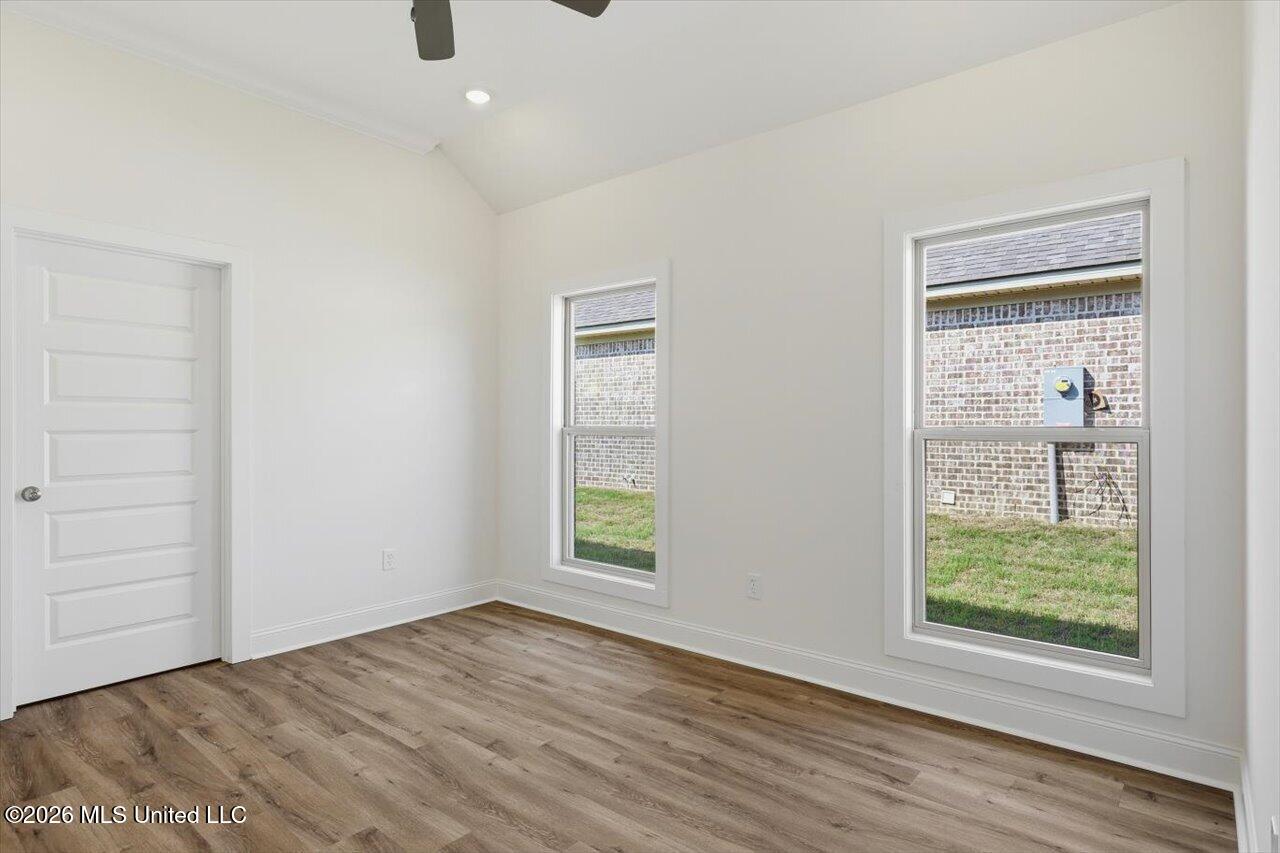 113 Newport Drive Property Photo 17