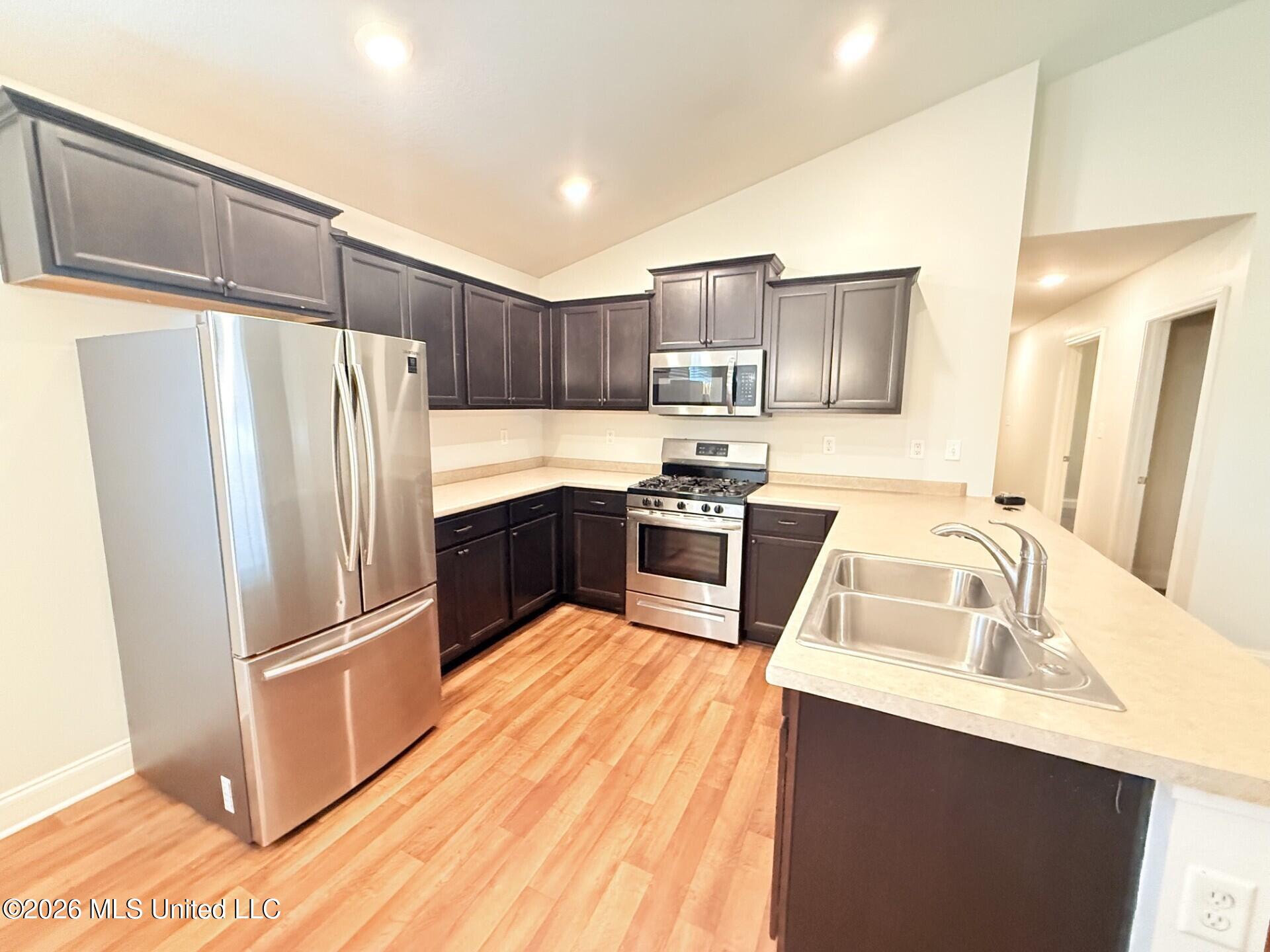 7882 Allen Glen Lane Property Photo 3