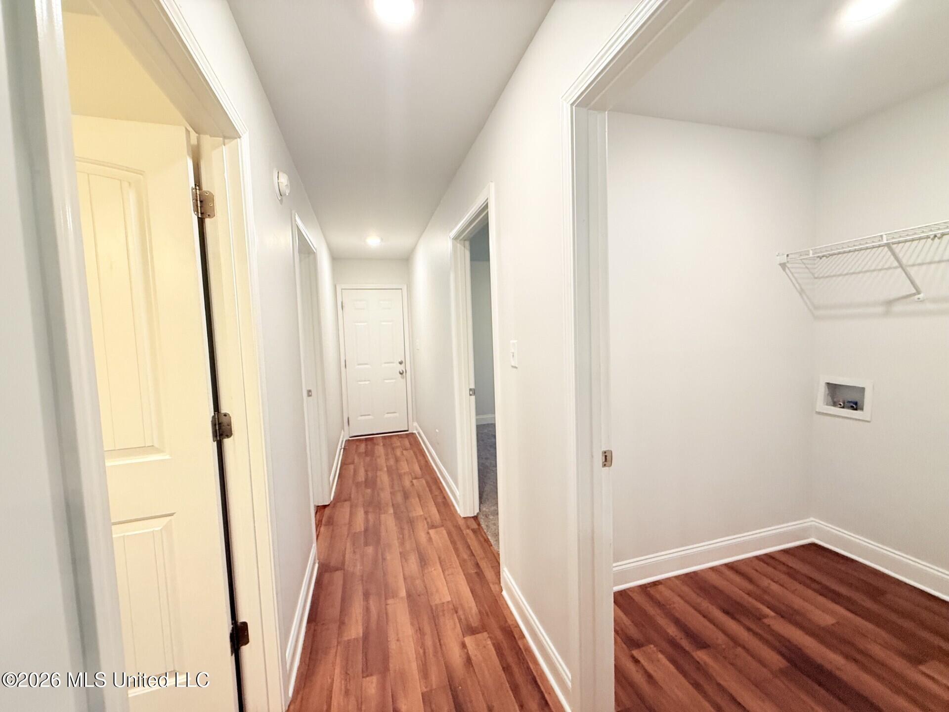 7882 Allen Glen Lane Property Photo 7