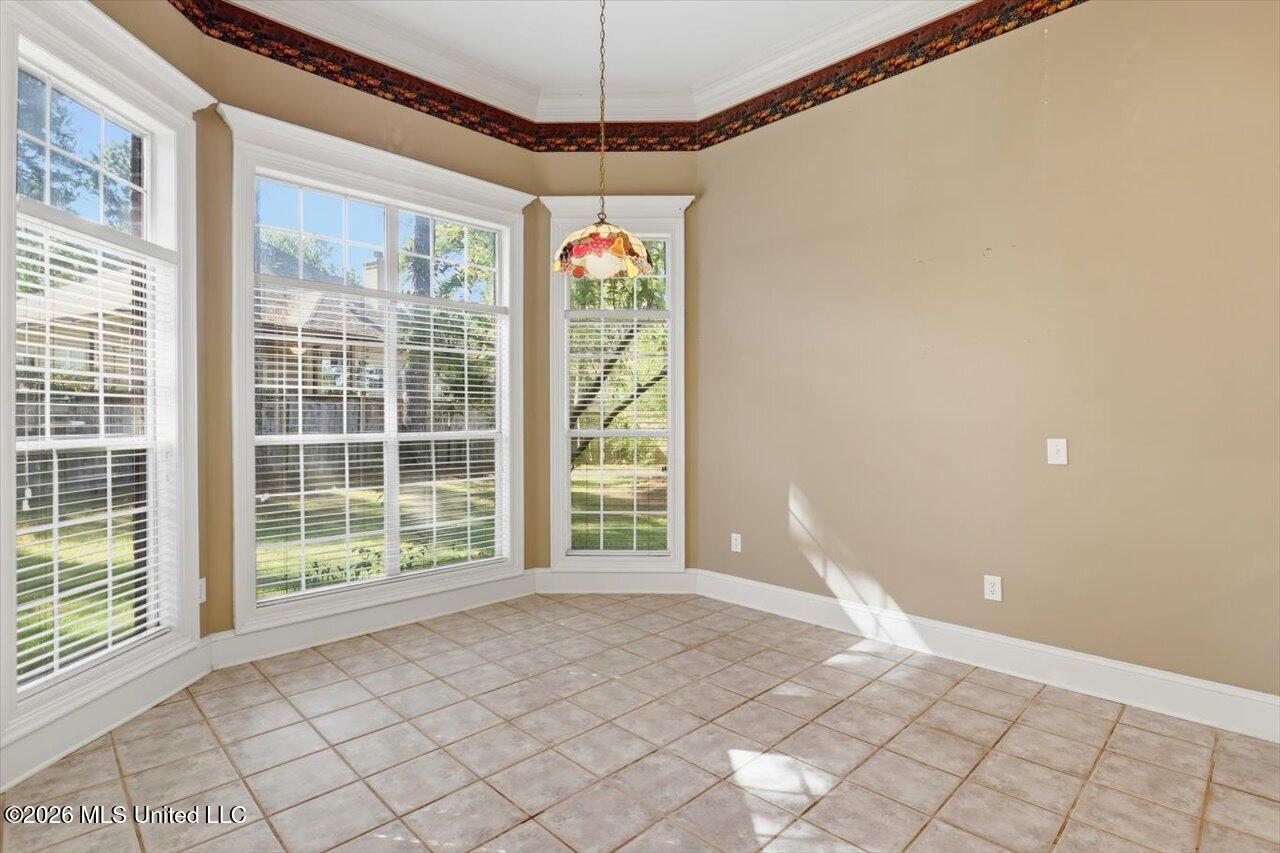 143 Whisper Lake Boulevard Property Photo 14