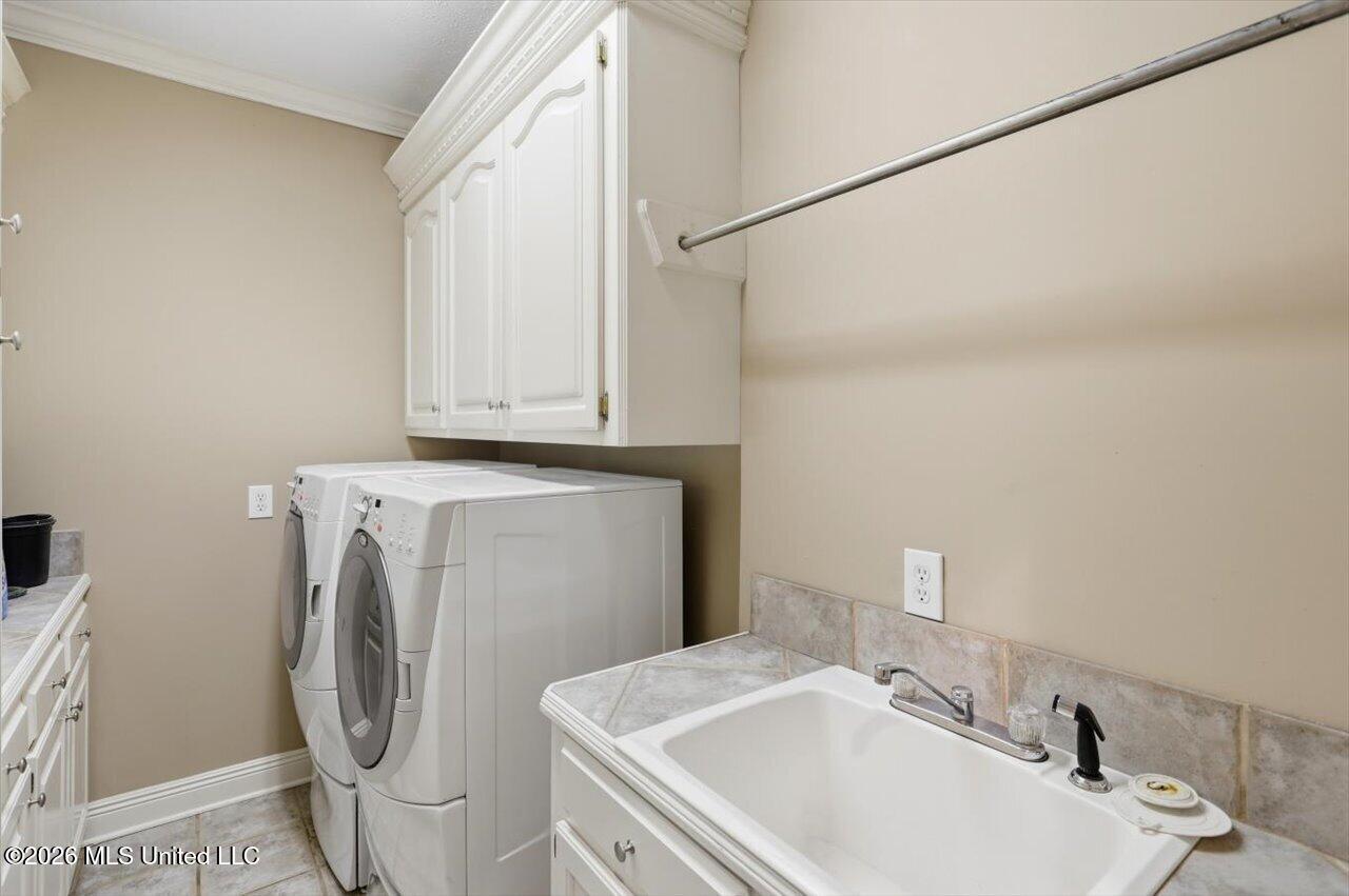 143 Whisper Lake Boulevard Property Photo 18