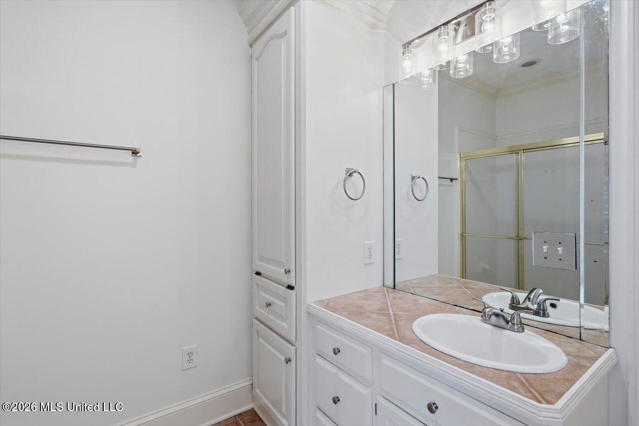 143 Whisper Lake Boulevard Property Photo 22