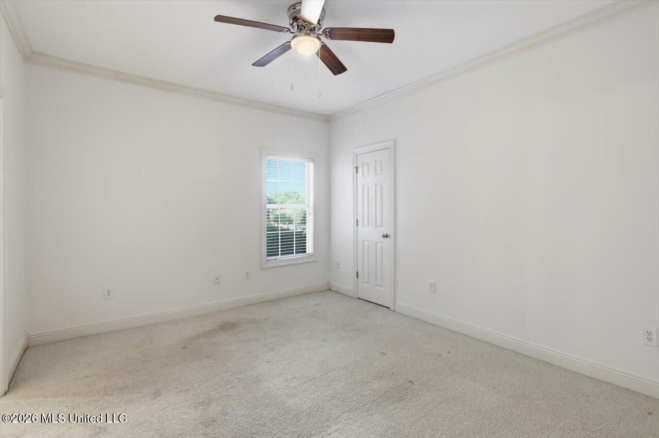 143 Whisper Lake Boulevard Property Photo 30