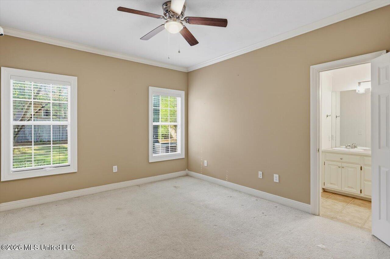 143 Whisper Lake Boulevard Property Photo 33