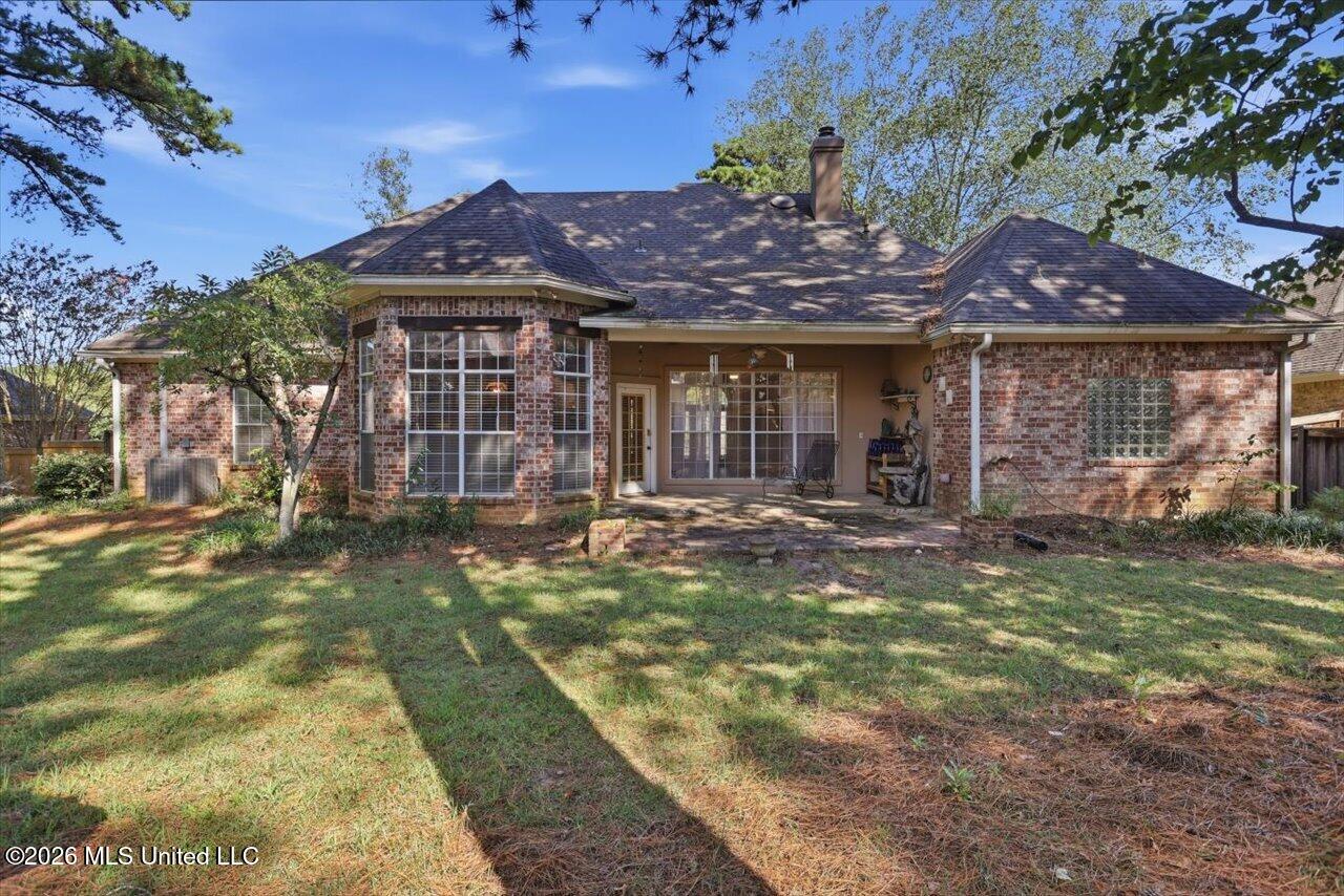 143 Whisper Lake Boulevard Property Photo 35