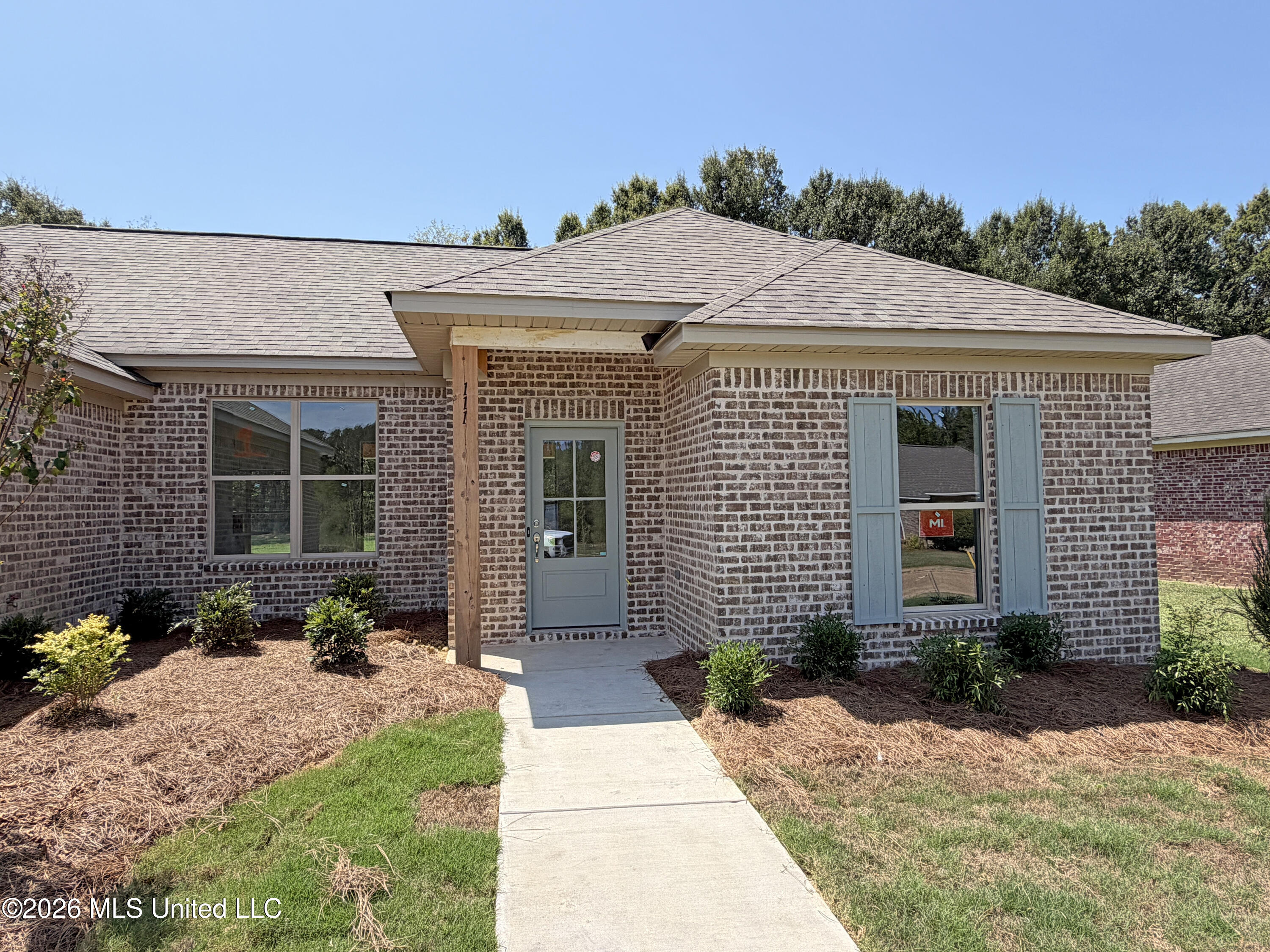 111 Newport Drive Property Photo 3