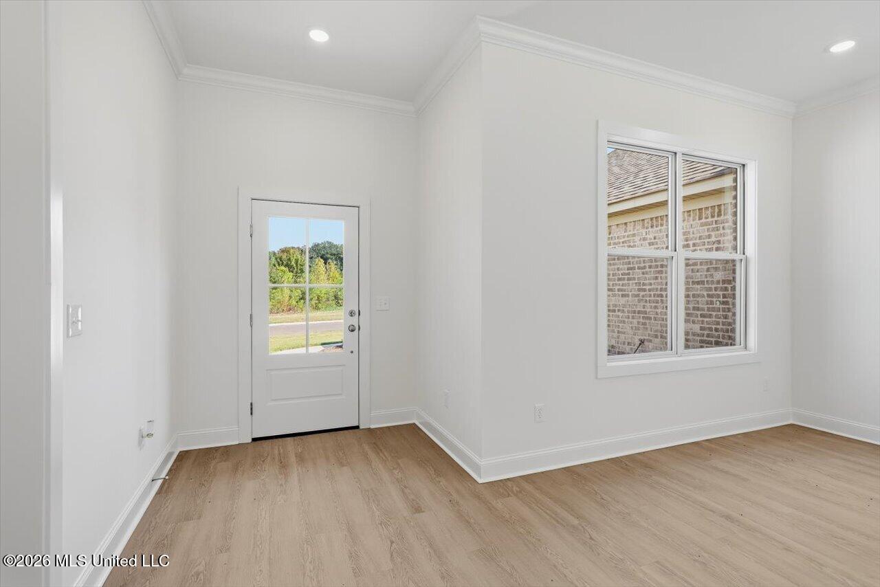 111 Newport Drive Property Photo 3