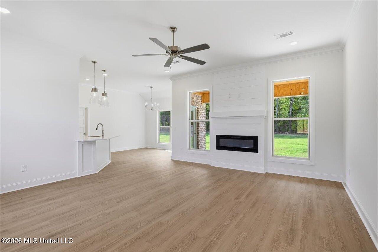 111 Newport Drive Property Photo 4