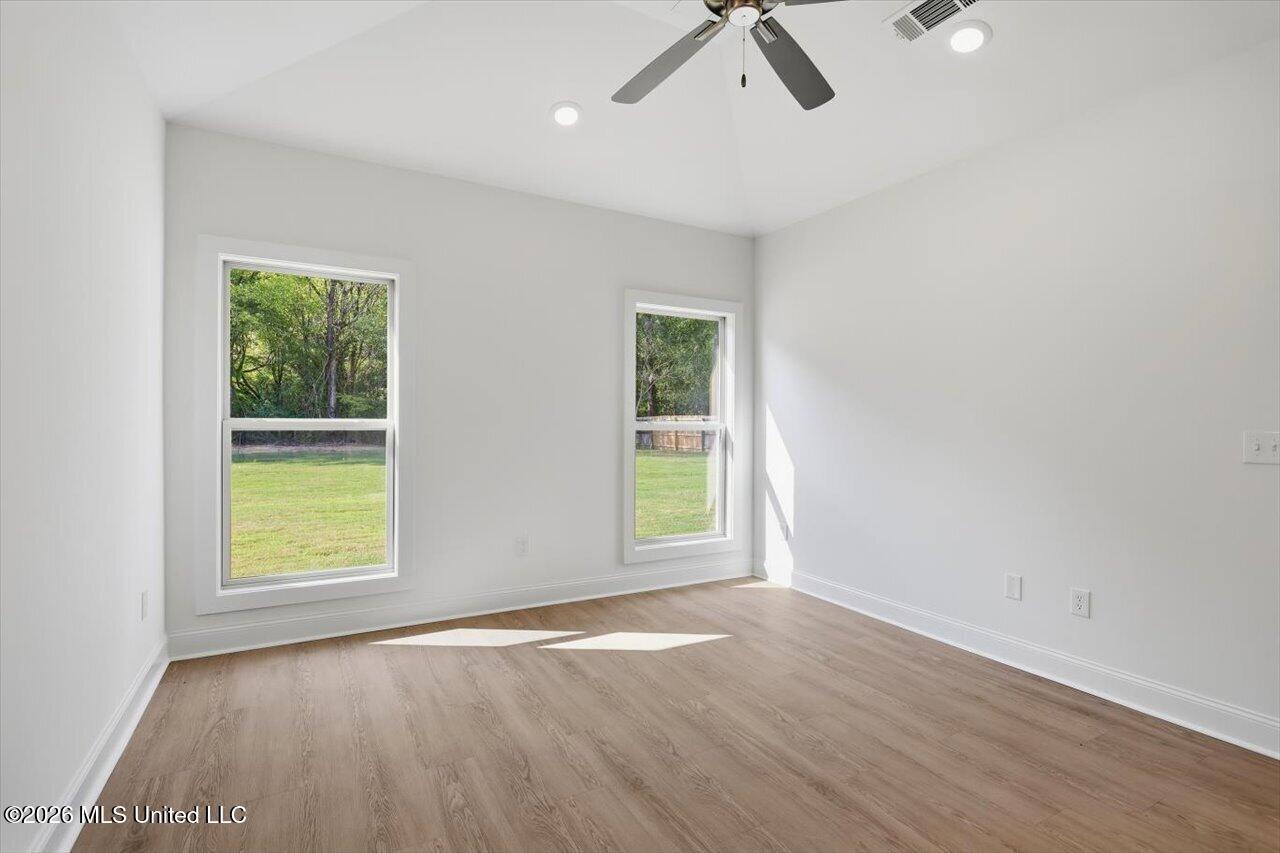 111 Newport Drive Property Photo 13