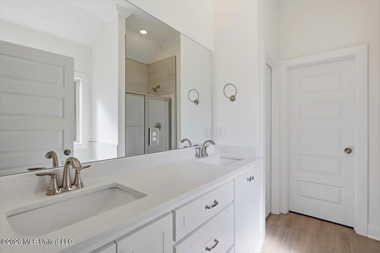 111 Newport Drive Property Photo 14