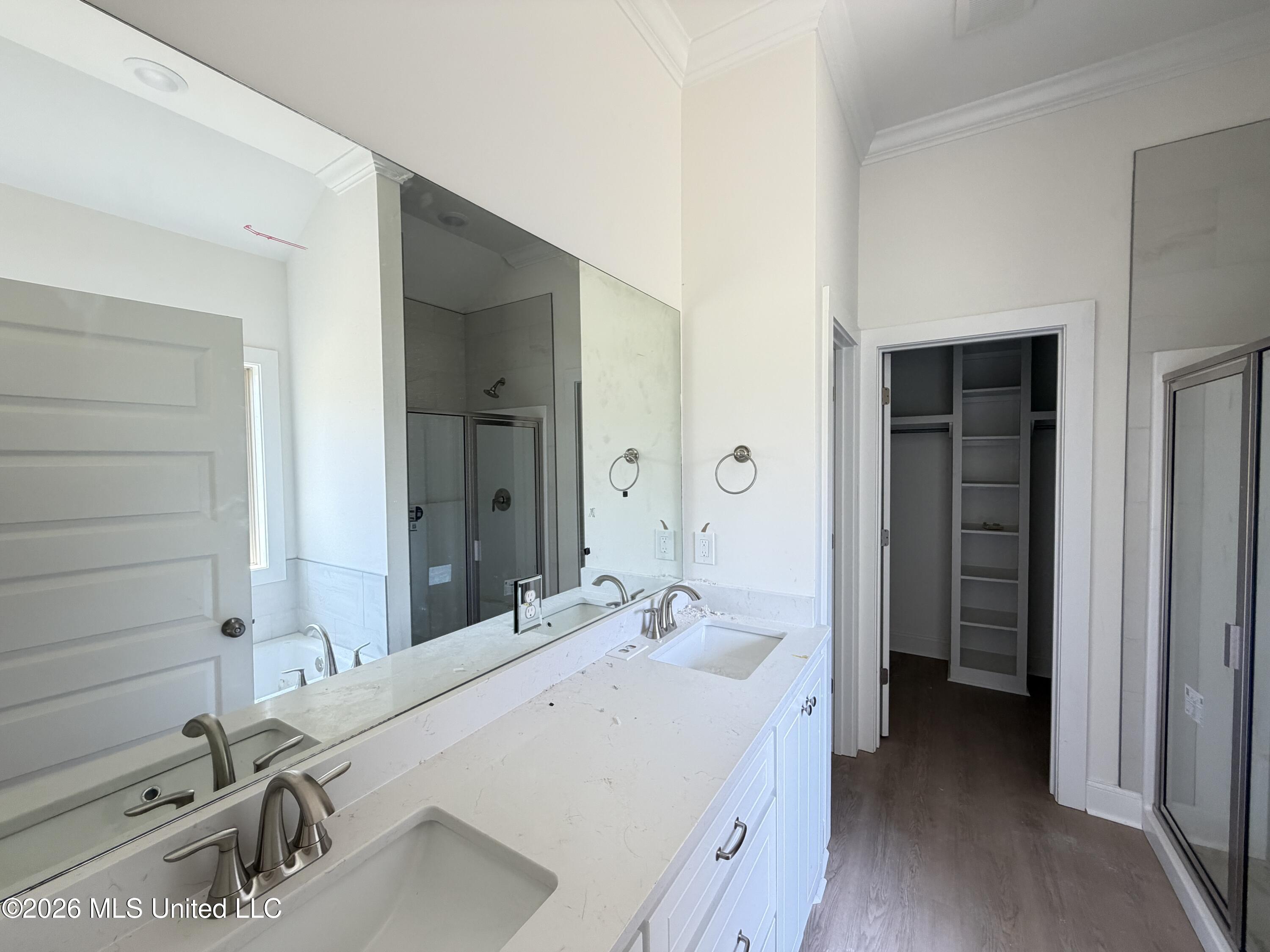 111 Newport Drive Property Photo 16