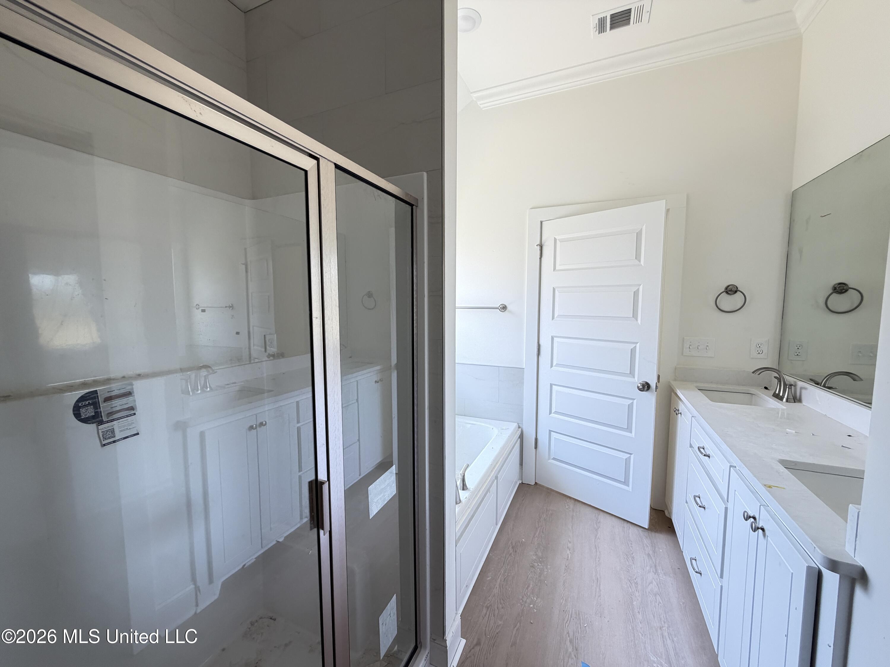 111 Newport Drive Property Photo 17
